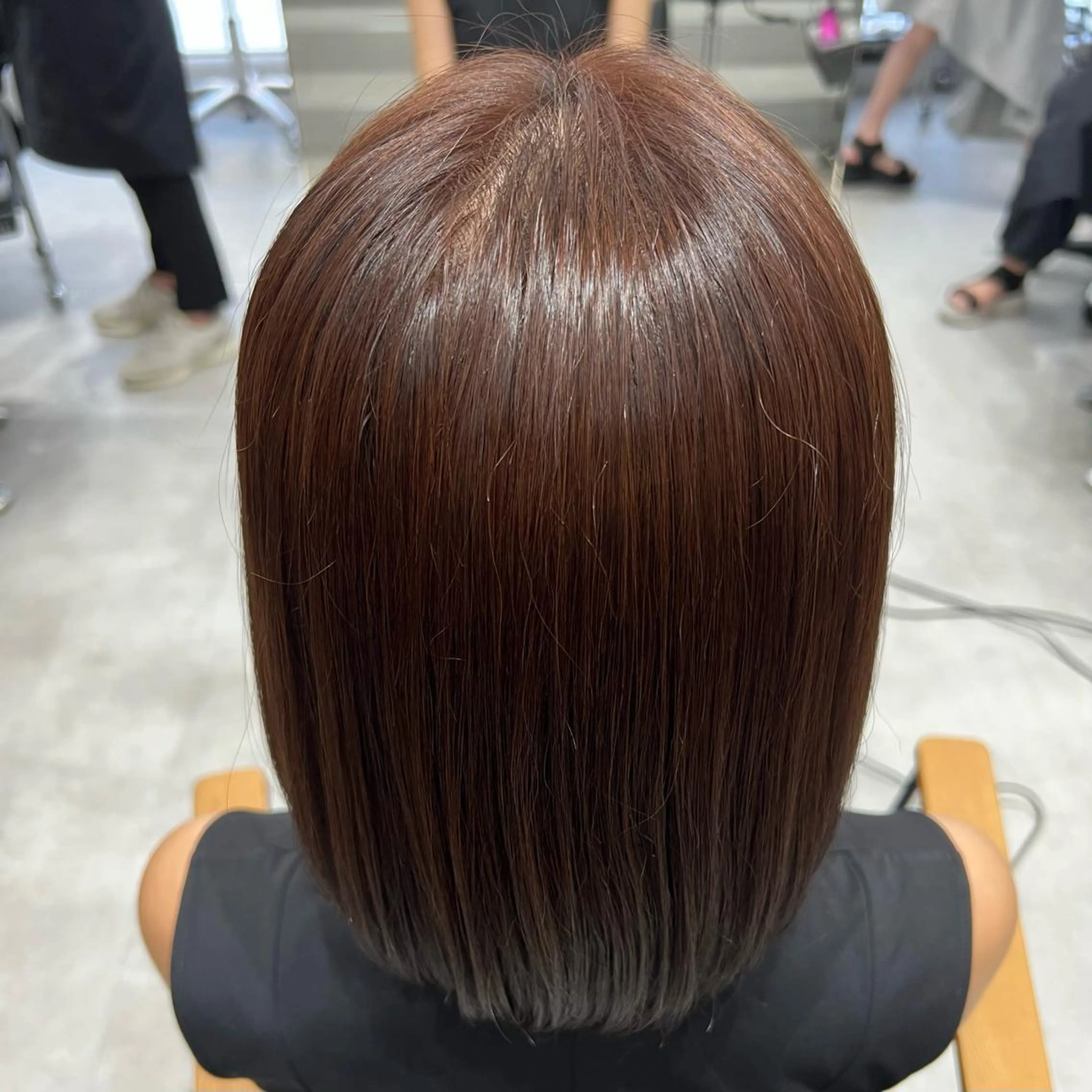 カラー SOYON栄 山下麻央のヘアスタイル