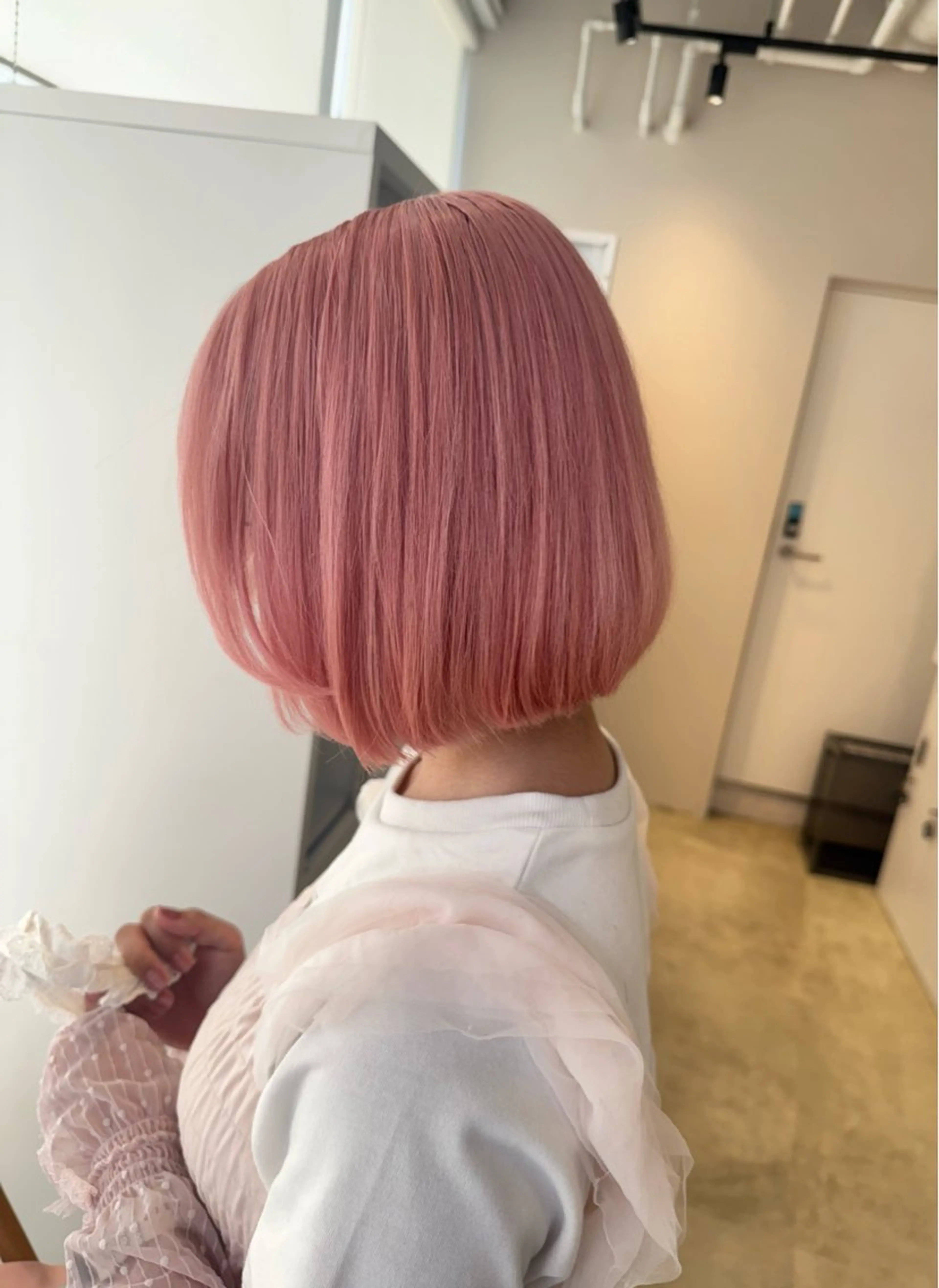 カラー ブリーチ ピンクカラー ホワイトピンク カット ヘアカラー トリートメント 透明感カラー✨艶髪 制作🌱山根あゆみのヘアスタイル
