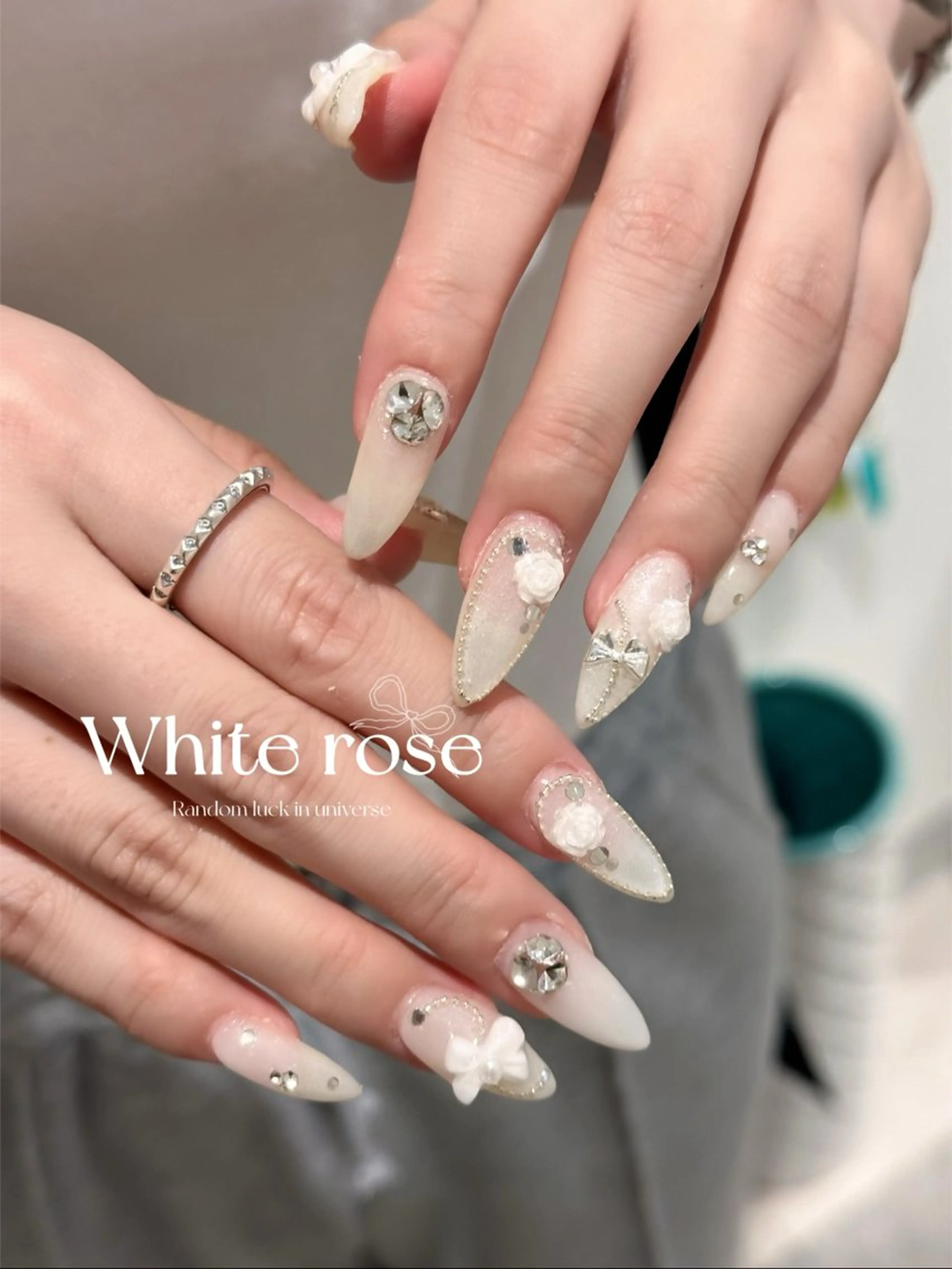 ネイル ハンドネイル 韓国𝐧𝐚𝐢𝐥 🇰🇷🤍コガヤマのネイルデザイン