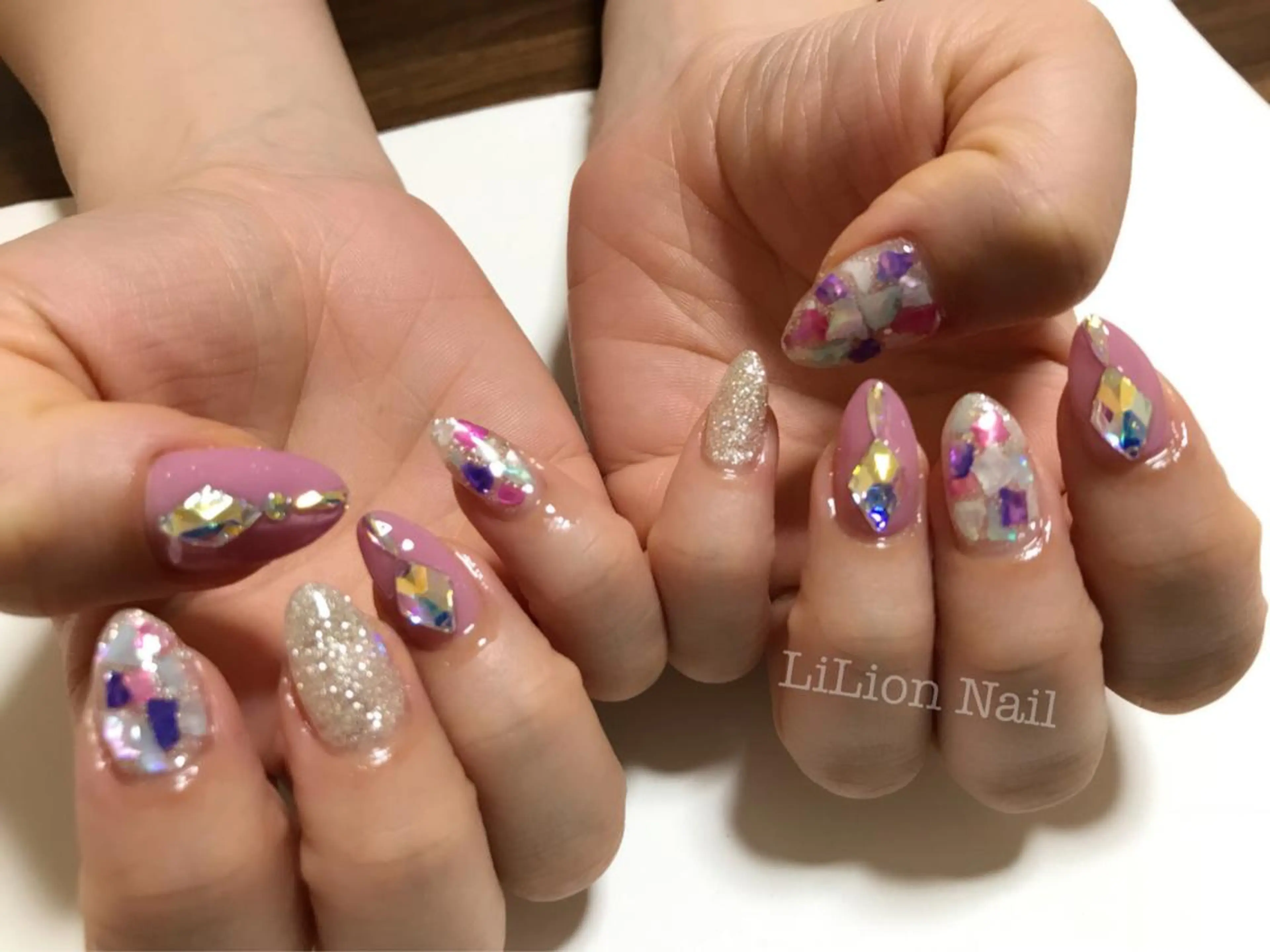 ネイル LiLion Nail所属・LiLion Nailのネイルデザイン