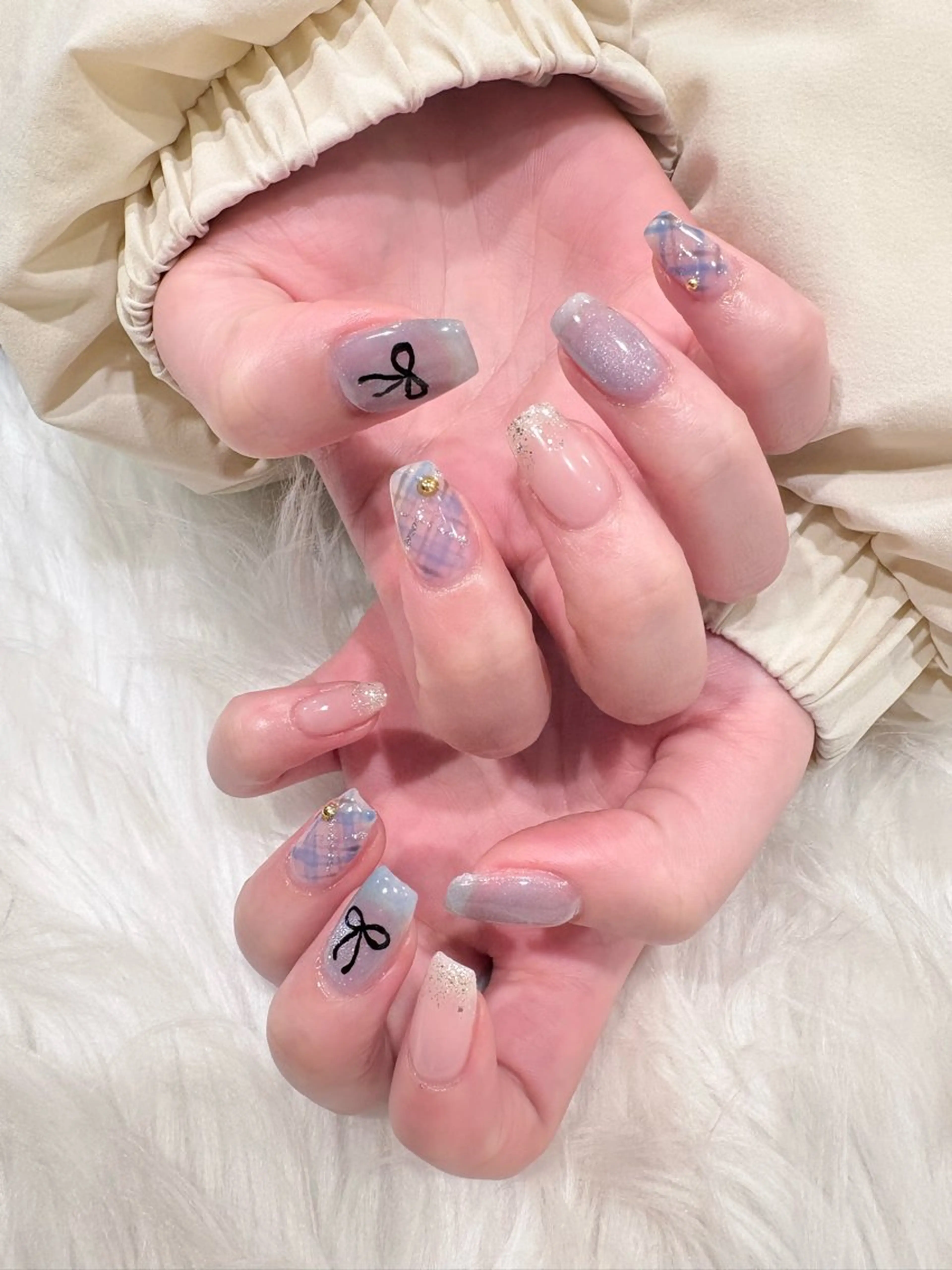 ネイル ストーンネイル ハンドネイル Nobody_ Minのネイルデザイン