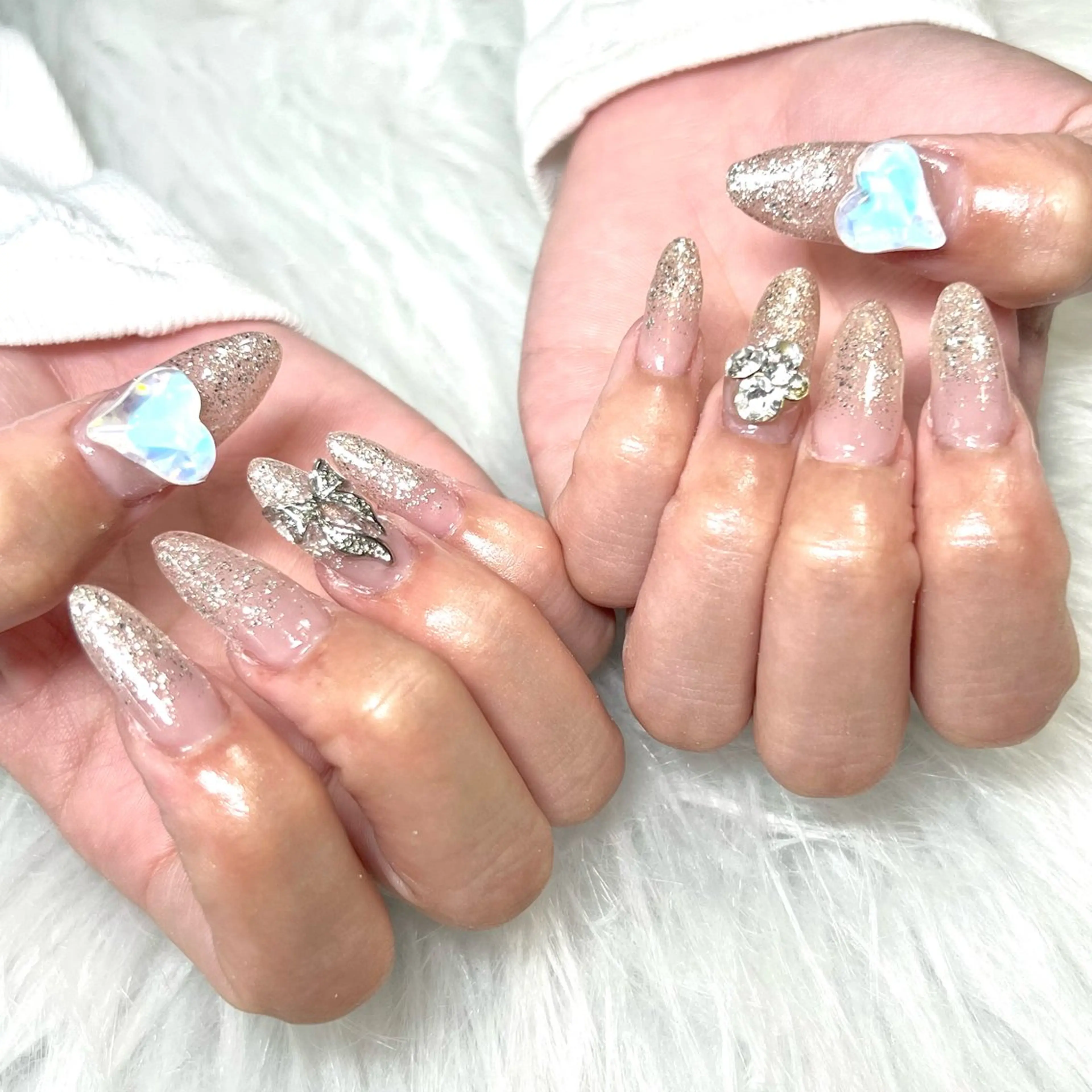 ネイル ハンドネイル E  nail 風羽のネイルデザイン