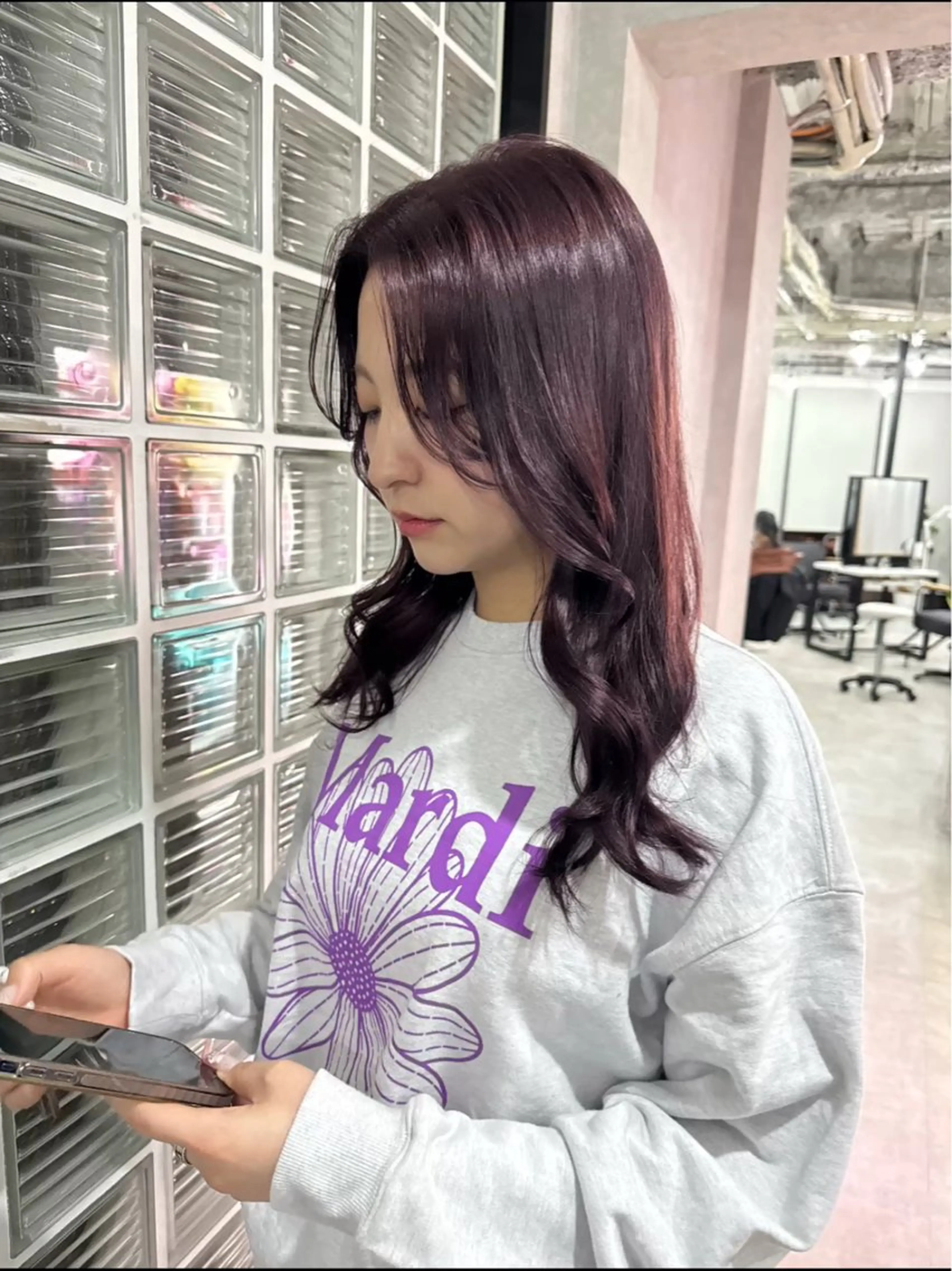 ロング カラー アッシュ アッシュブラウン ベージュカラー 黒髪 ブリーチ カット ヘアカラー トリートメント 赤み無し柔らかカラー 【梅田】madokaのヘアスタイル