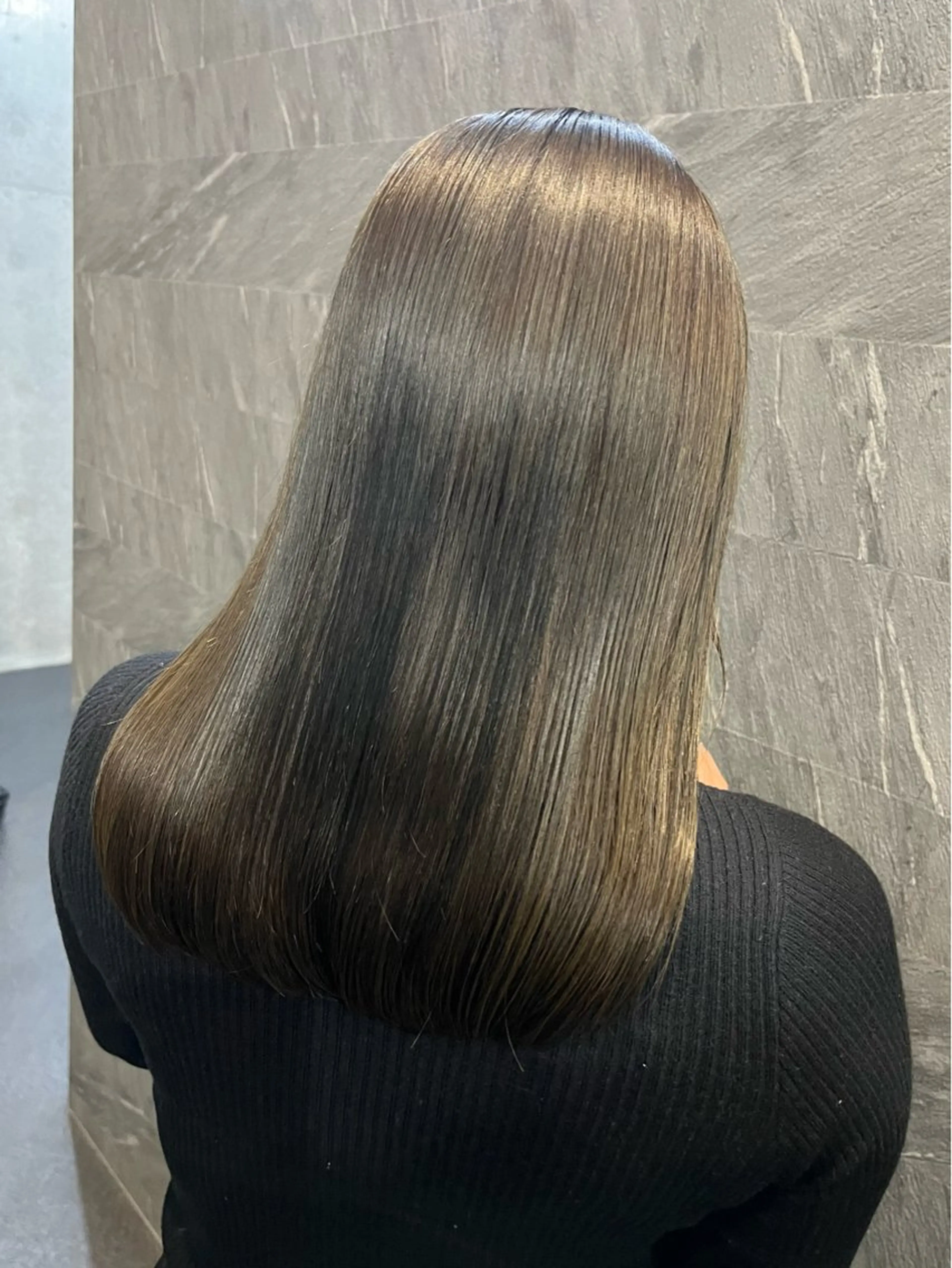 ロング カラー パーマ Day&Night kanaのヘアスタイル