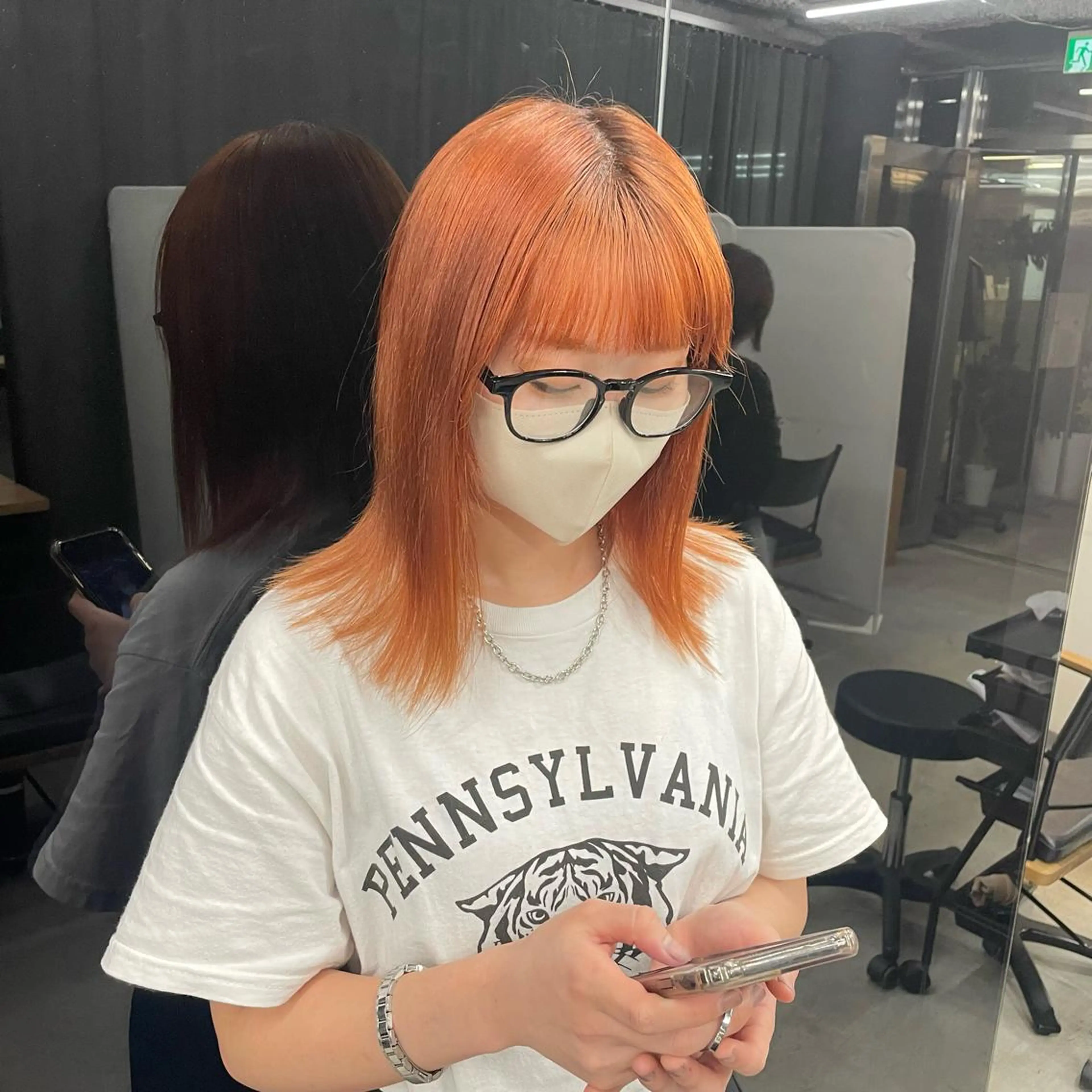 ミディアム カラー 伊藤 莉奈　韓国ヘアのヘアスタイル