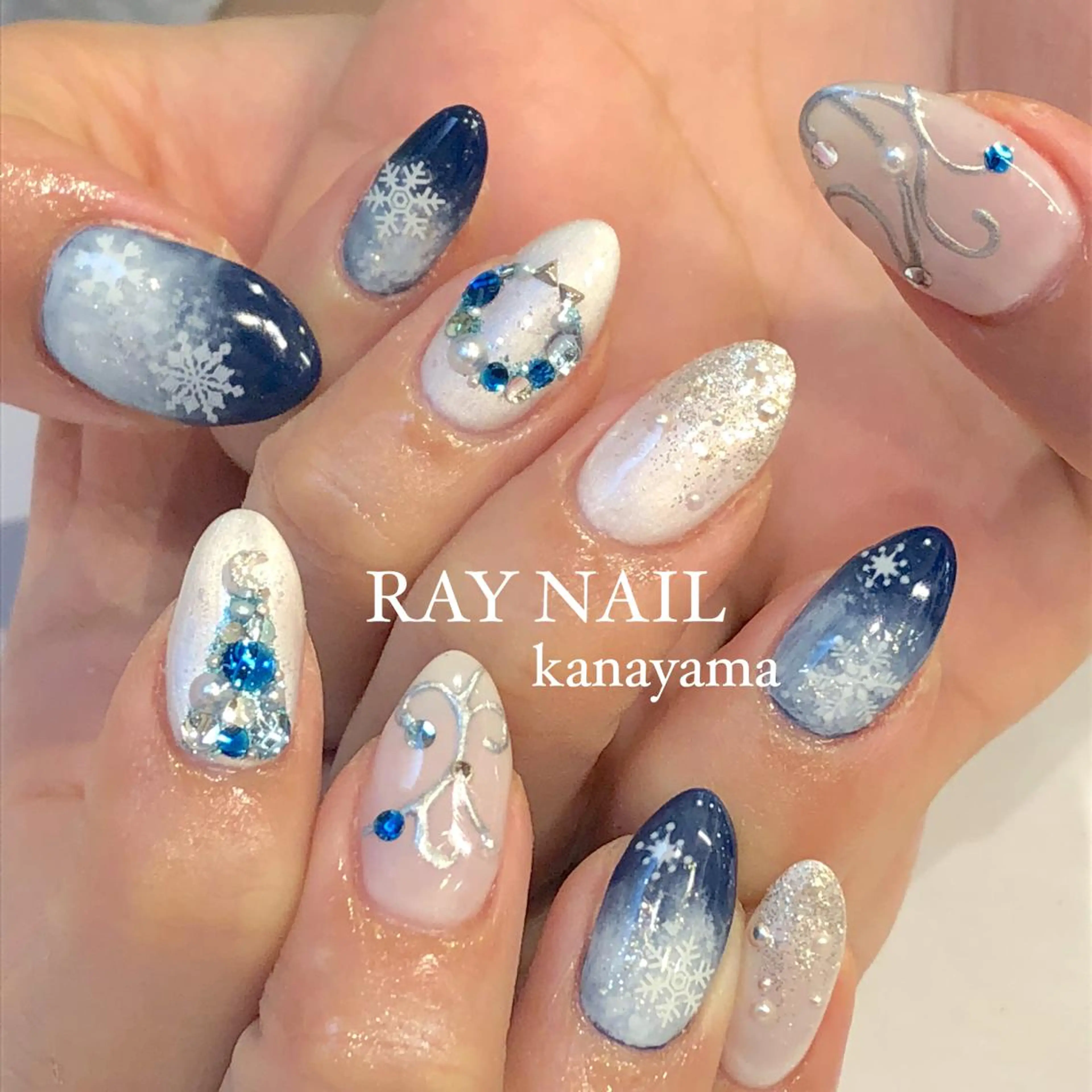 ネイル ブルー 冬ネイル クリスマス Arowa 伊田のネイルデザイン