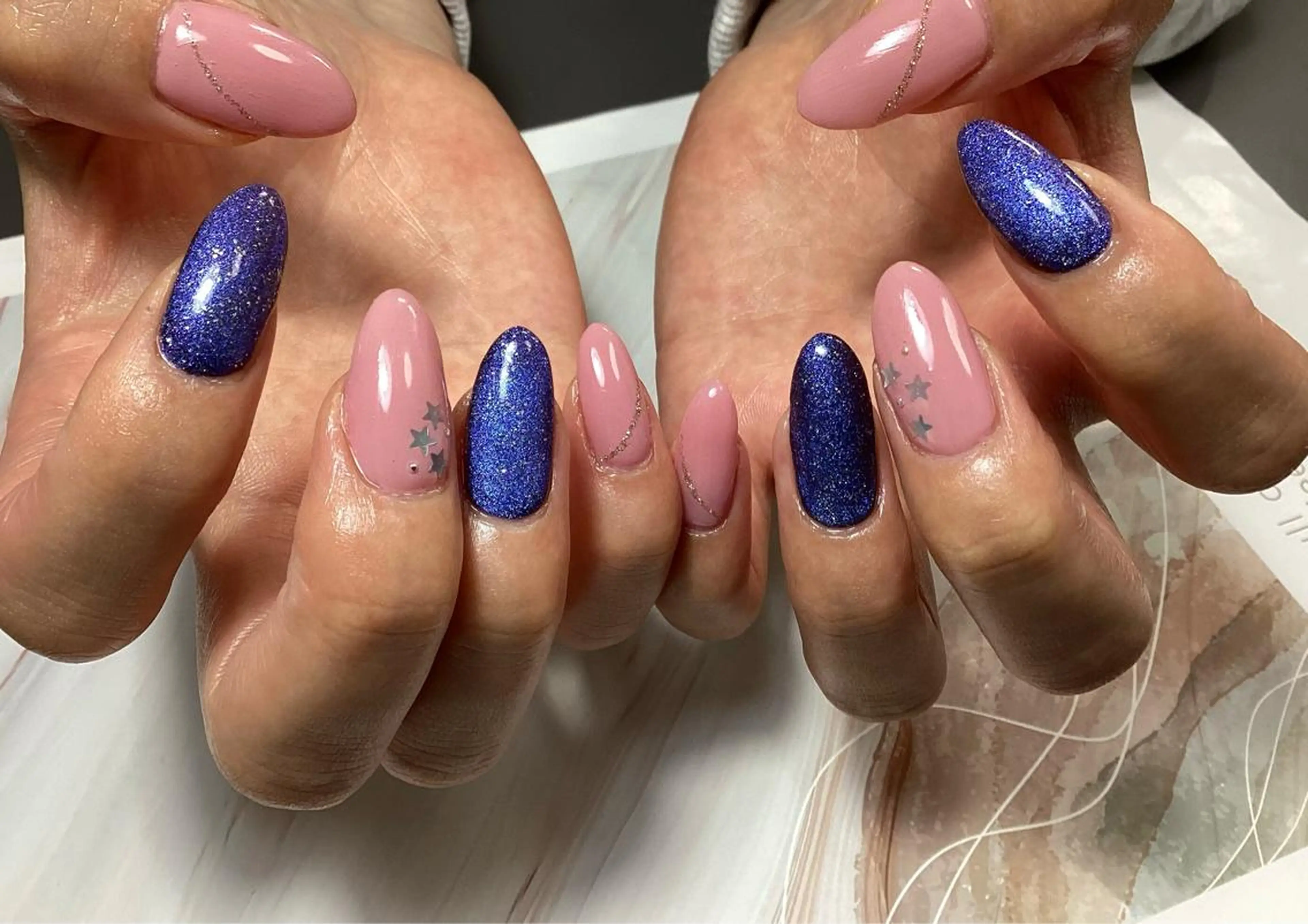 ネイル 12 designのネイルデザイン