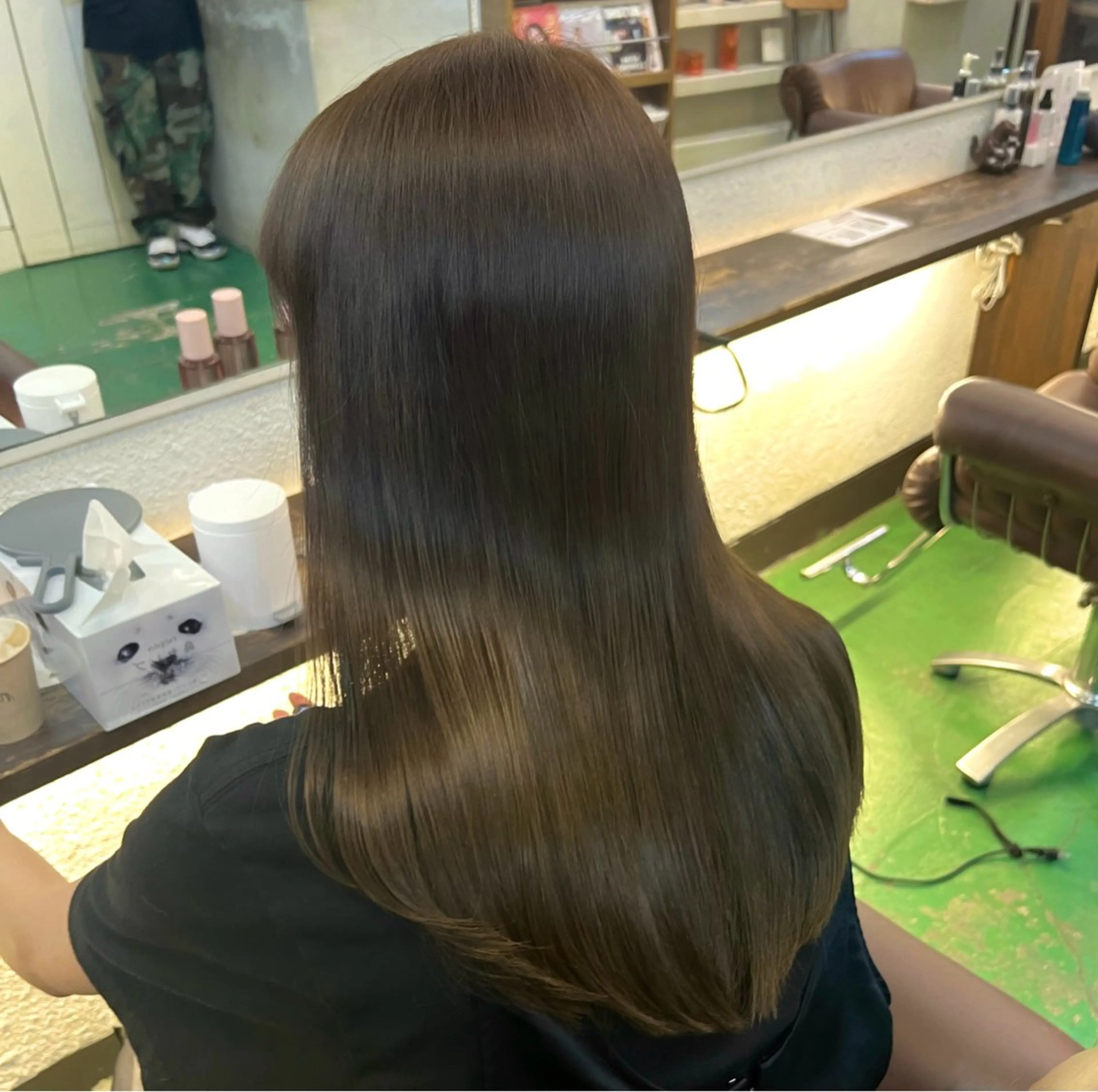 ミディアム カラー アッシュ ヘアカラー トリートメント 透明感/血色カラー/ 似合せレイヤー/ゆいのヘアスタイル