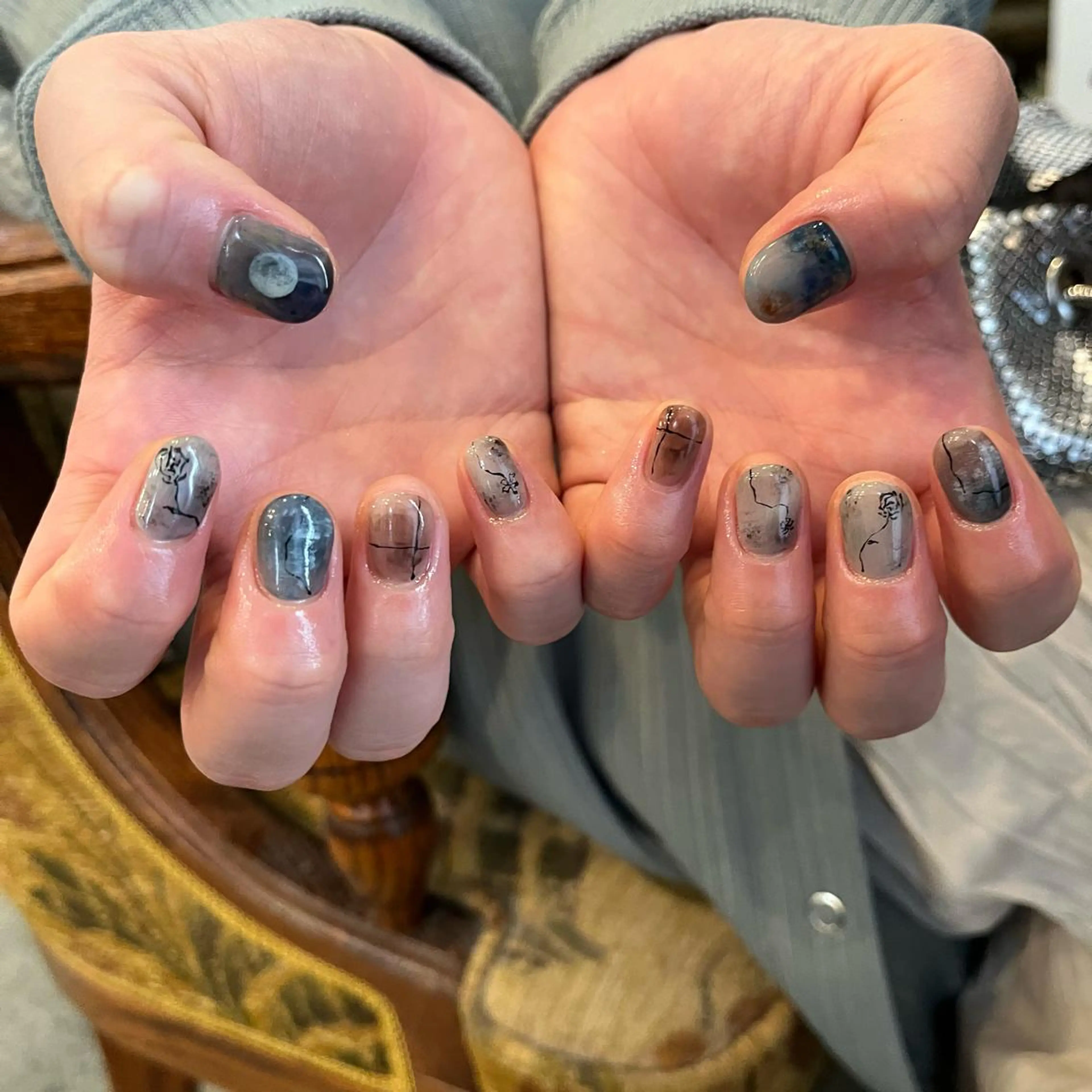 ネイル ハンドネイル 岩本 杏のネイルデザイン