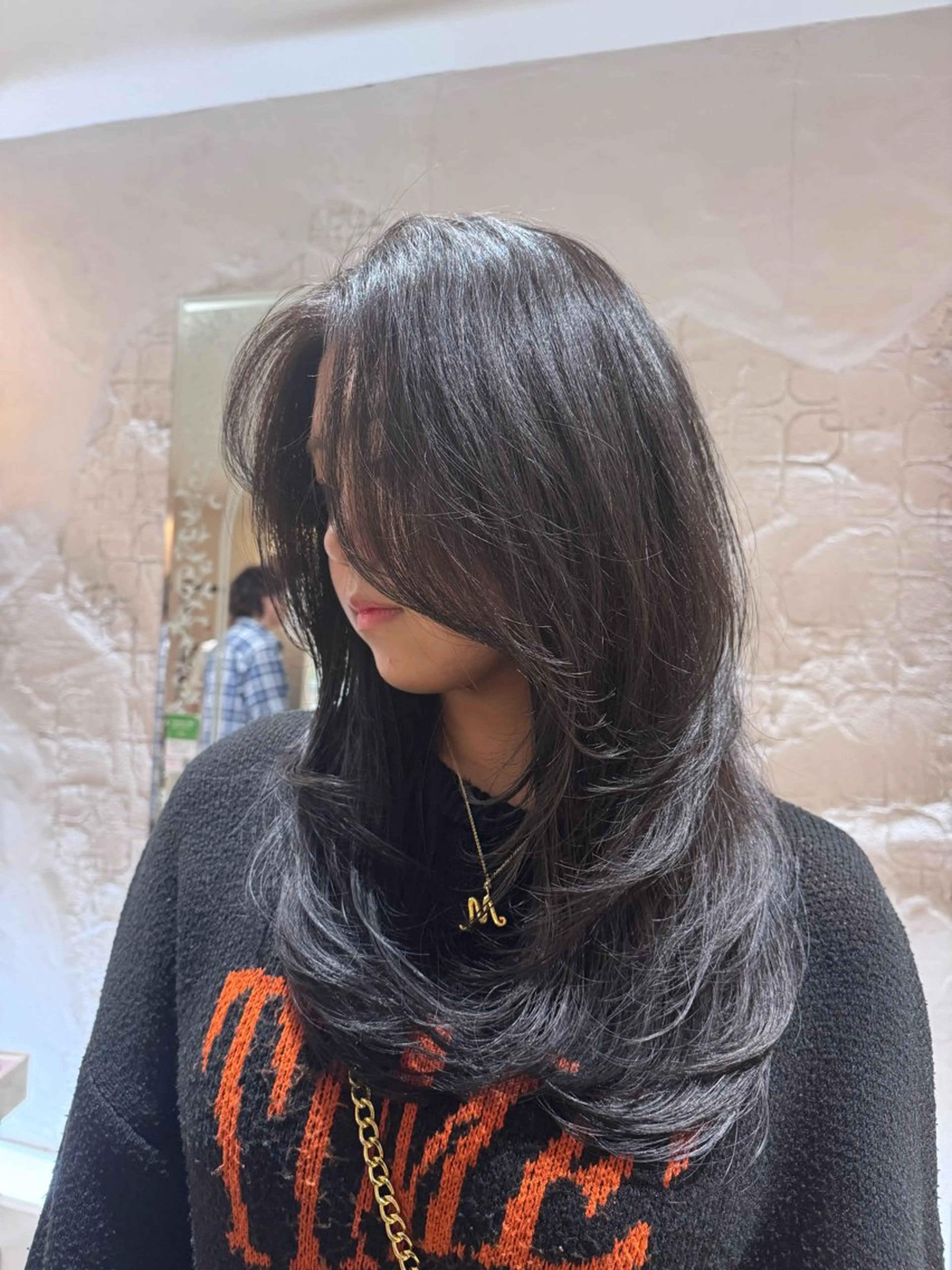 ロング レイヤーカット 福井 珠乃のヘアスタイル