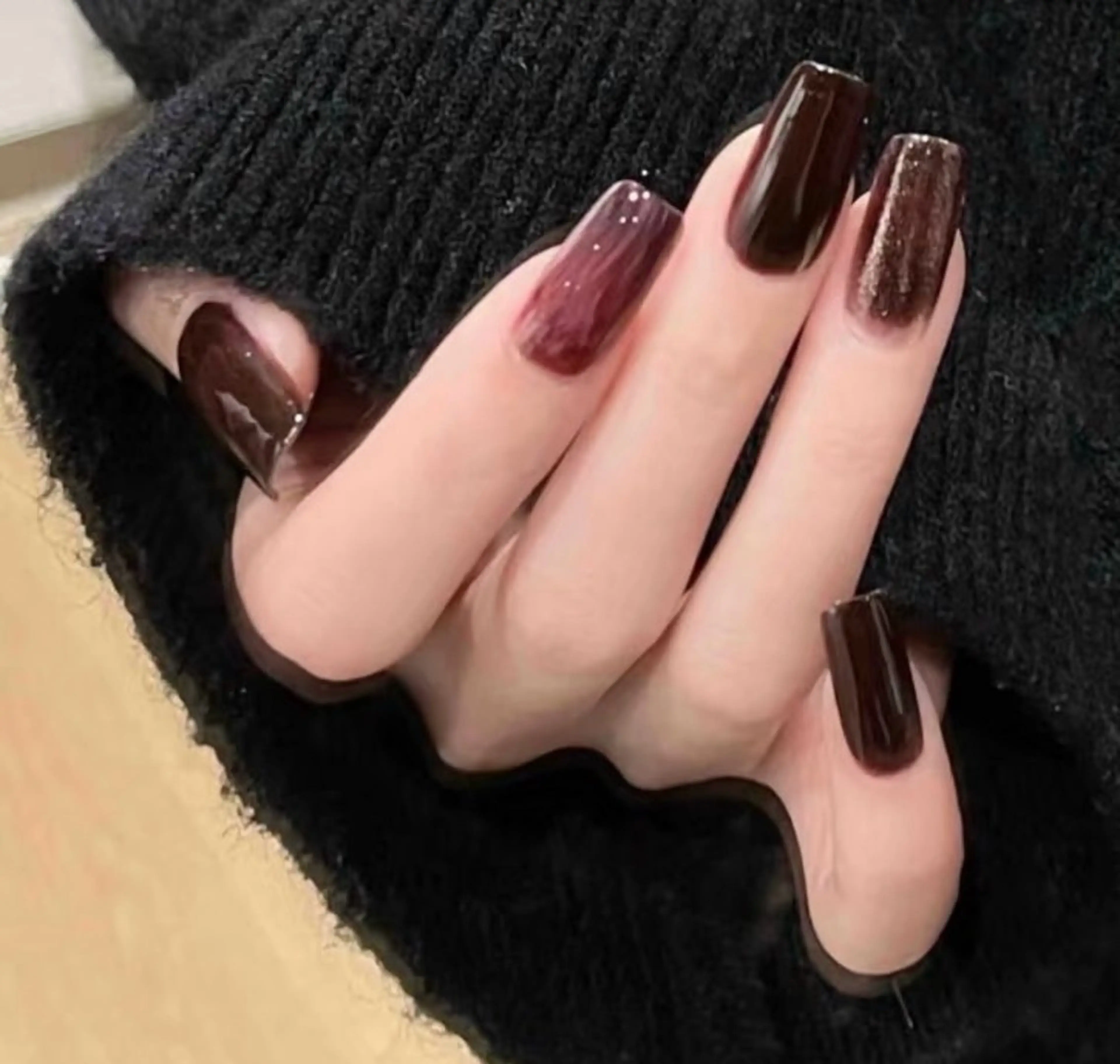 ネイル 高木 維麗絲のネイルデザイン