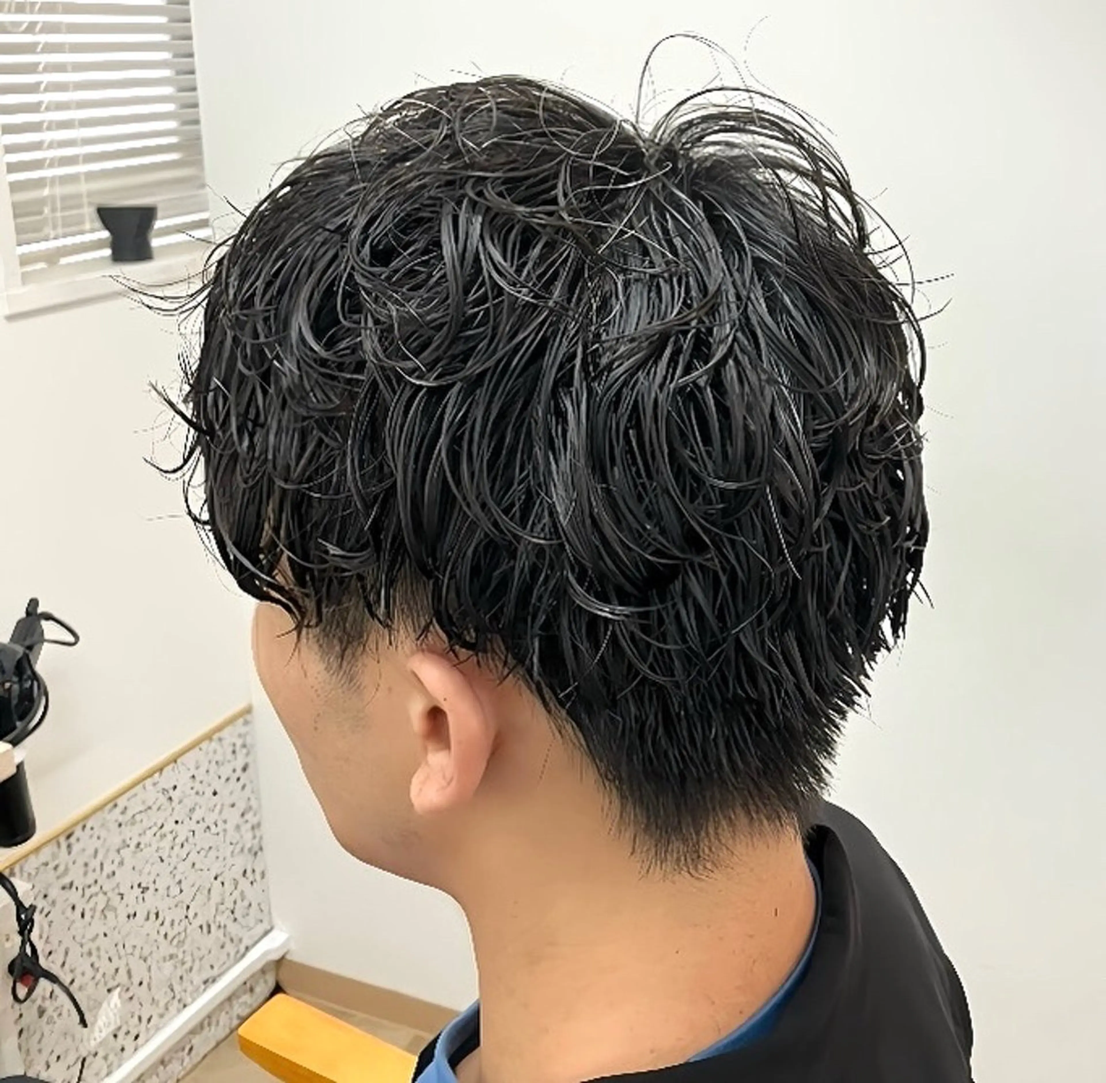 メンズ メンズパーマ ウルフ・ハイレイヤー 🌟ナカノ・ユウヤのヘアスタイル
