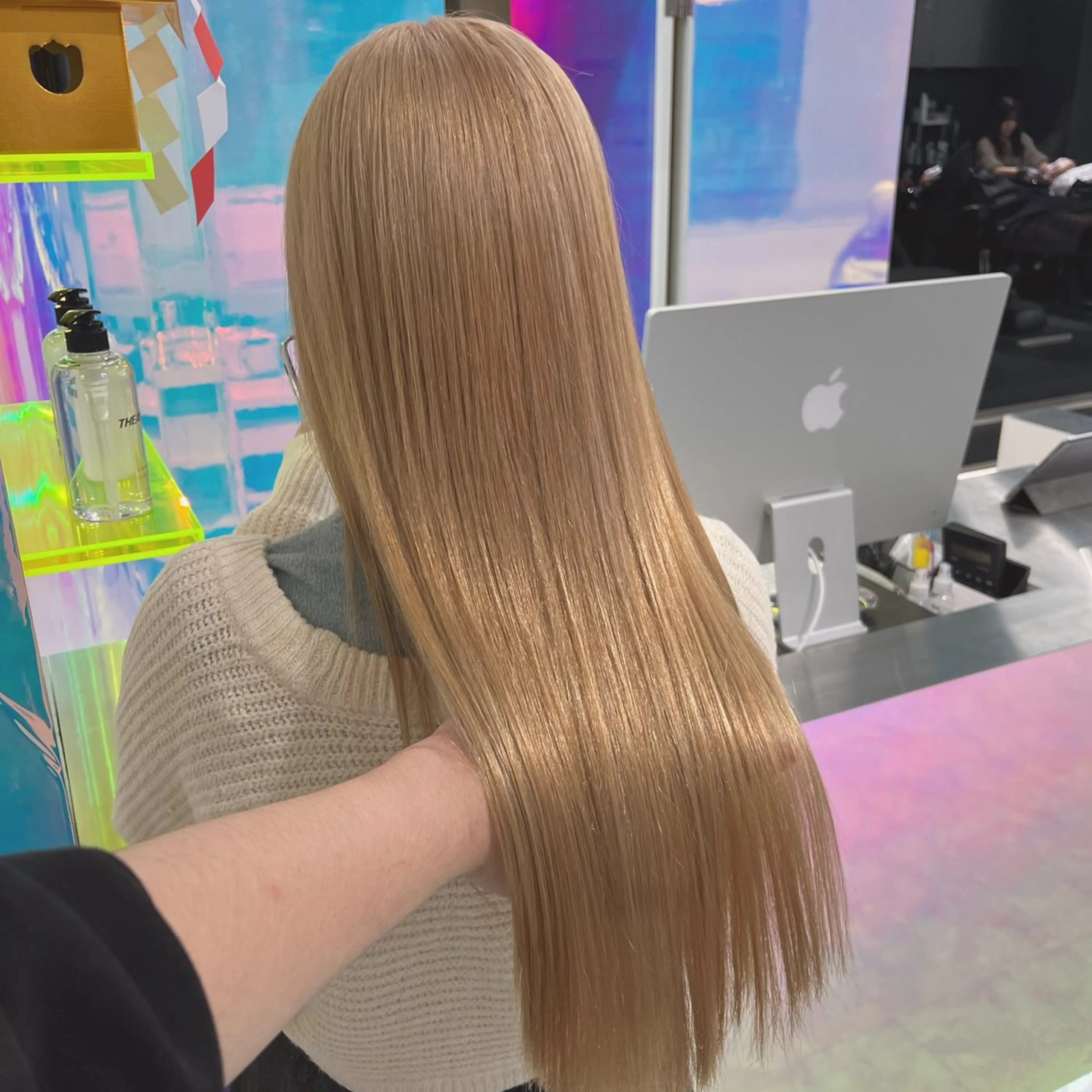 ロング カラー ヘアカラー トレンドレイヤー No.1/KOHEIのヘアスタイル