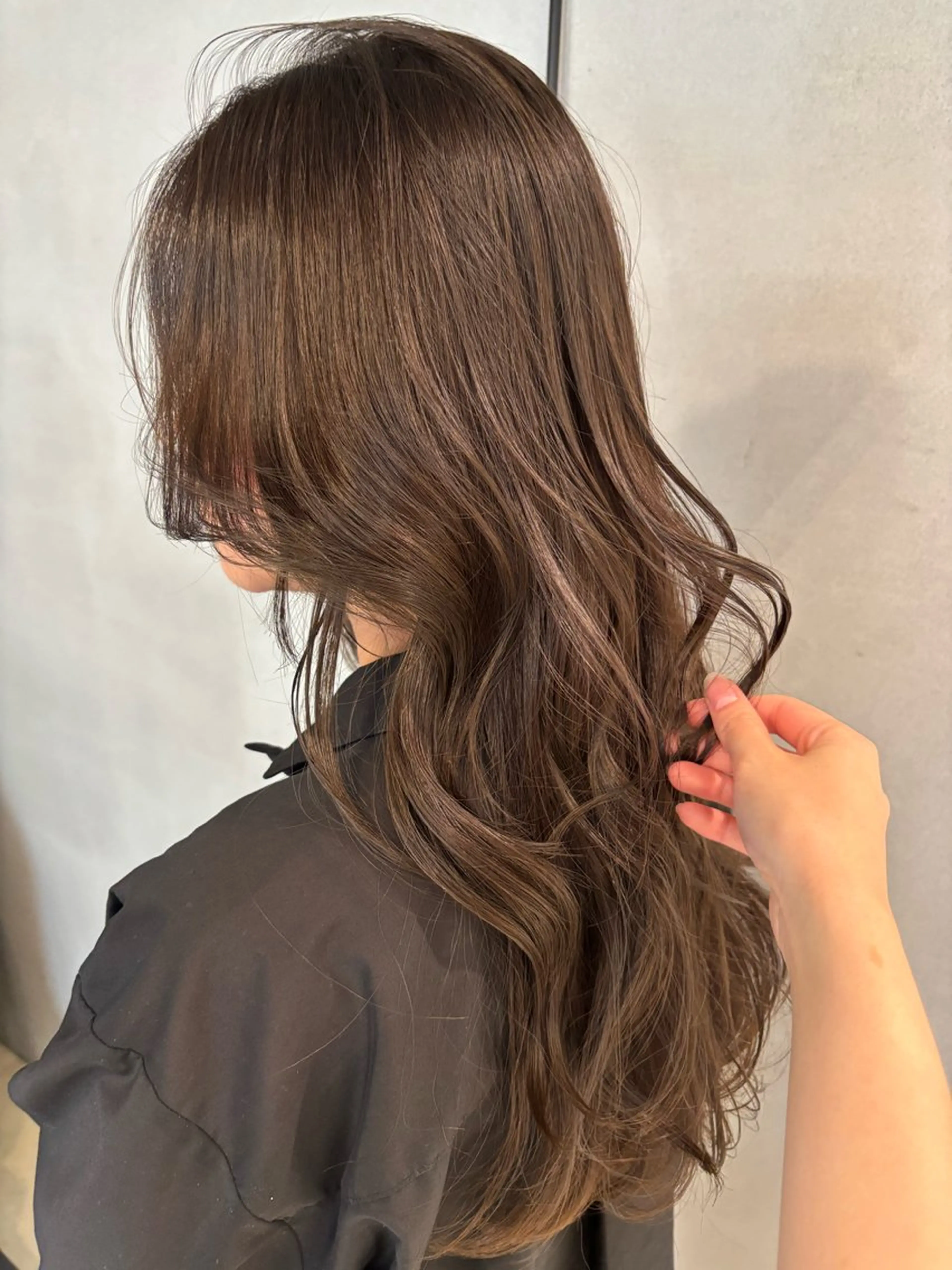 ロング ヘアカラー KAREN _KITEのヘアスタイル