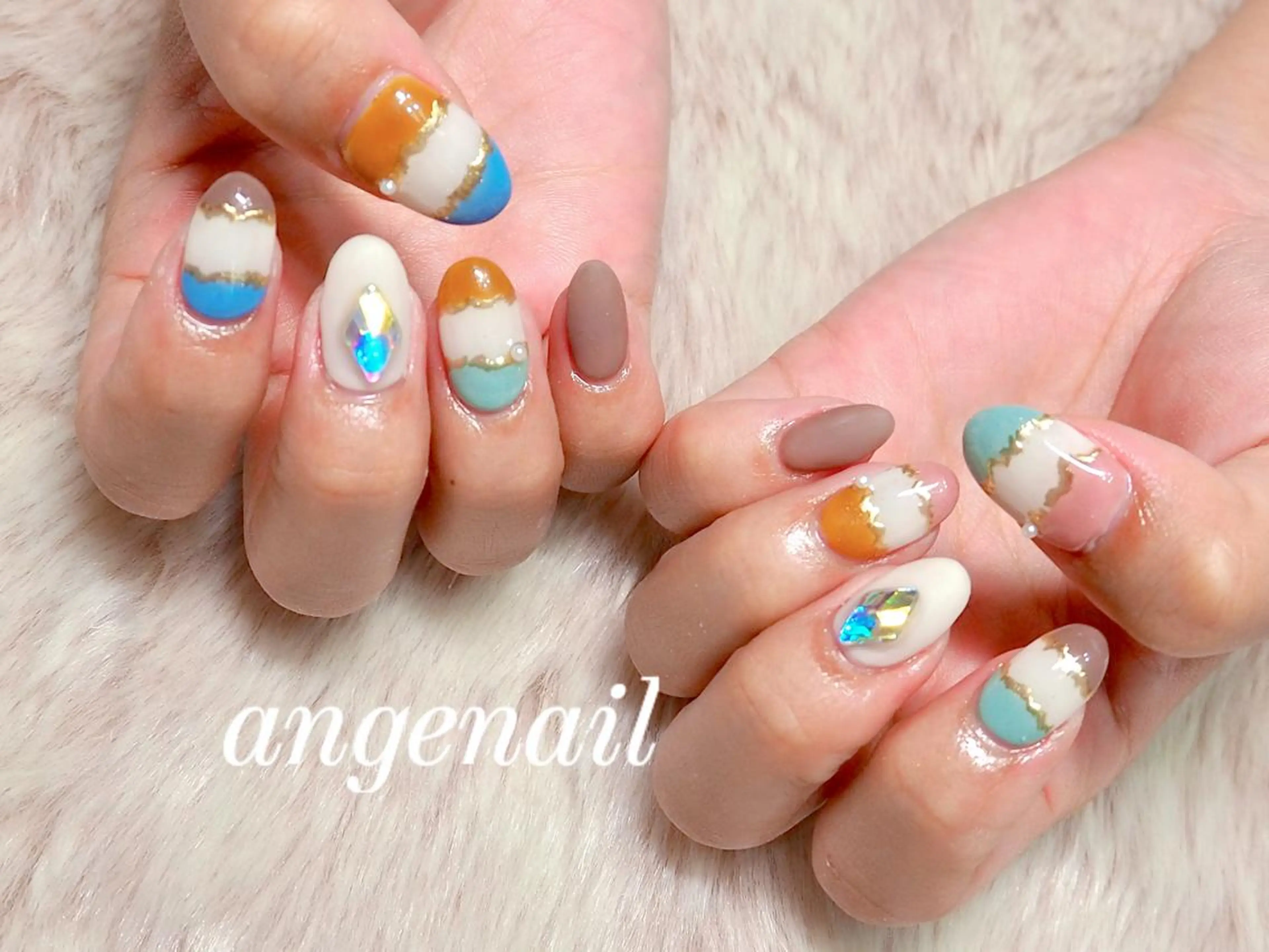 ネイル ハンドネイル オーナーネイリスト MAKIのネイルデザイン