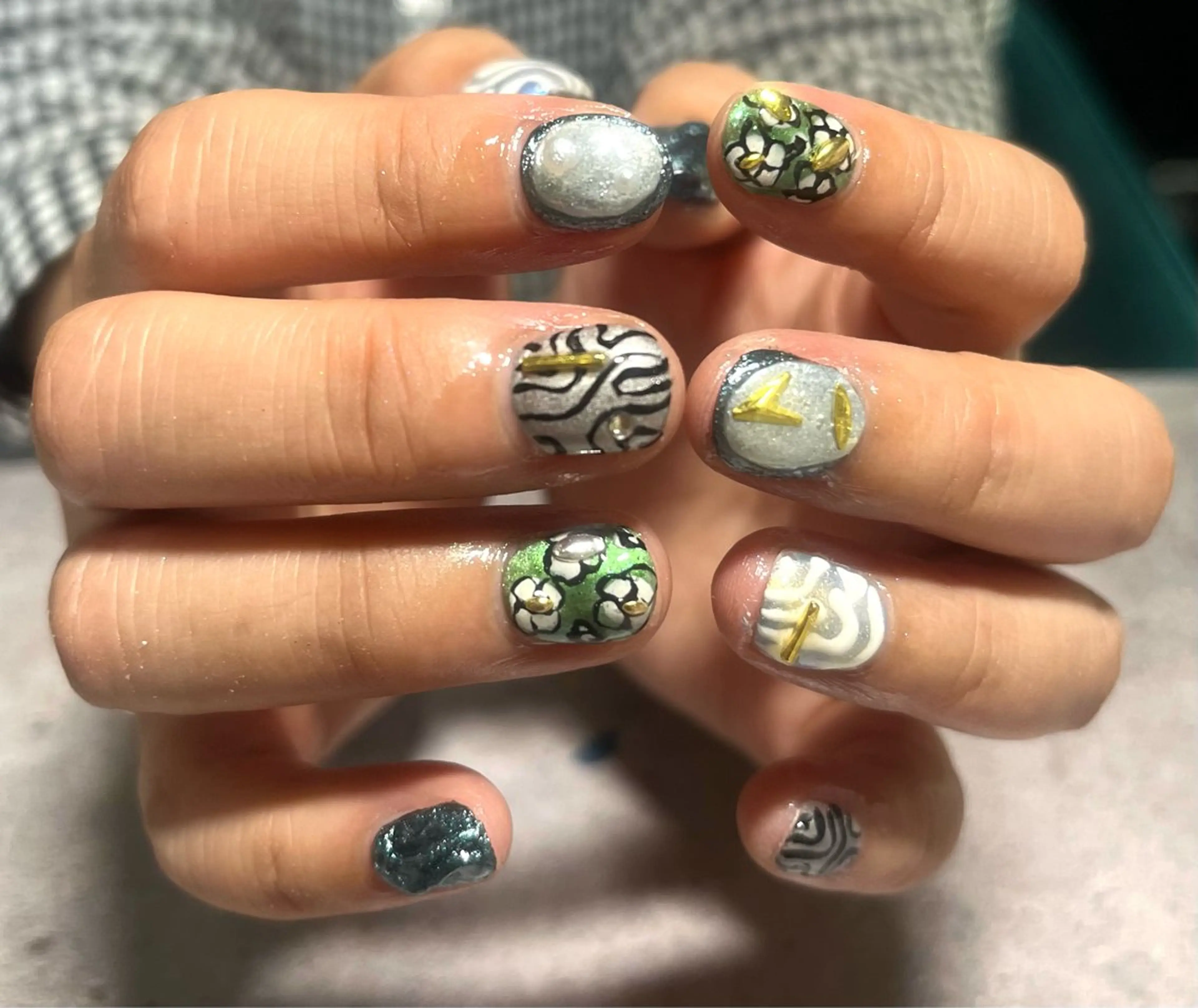 ショート 2DY NAIL SALONのネイルデザイン