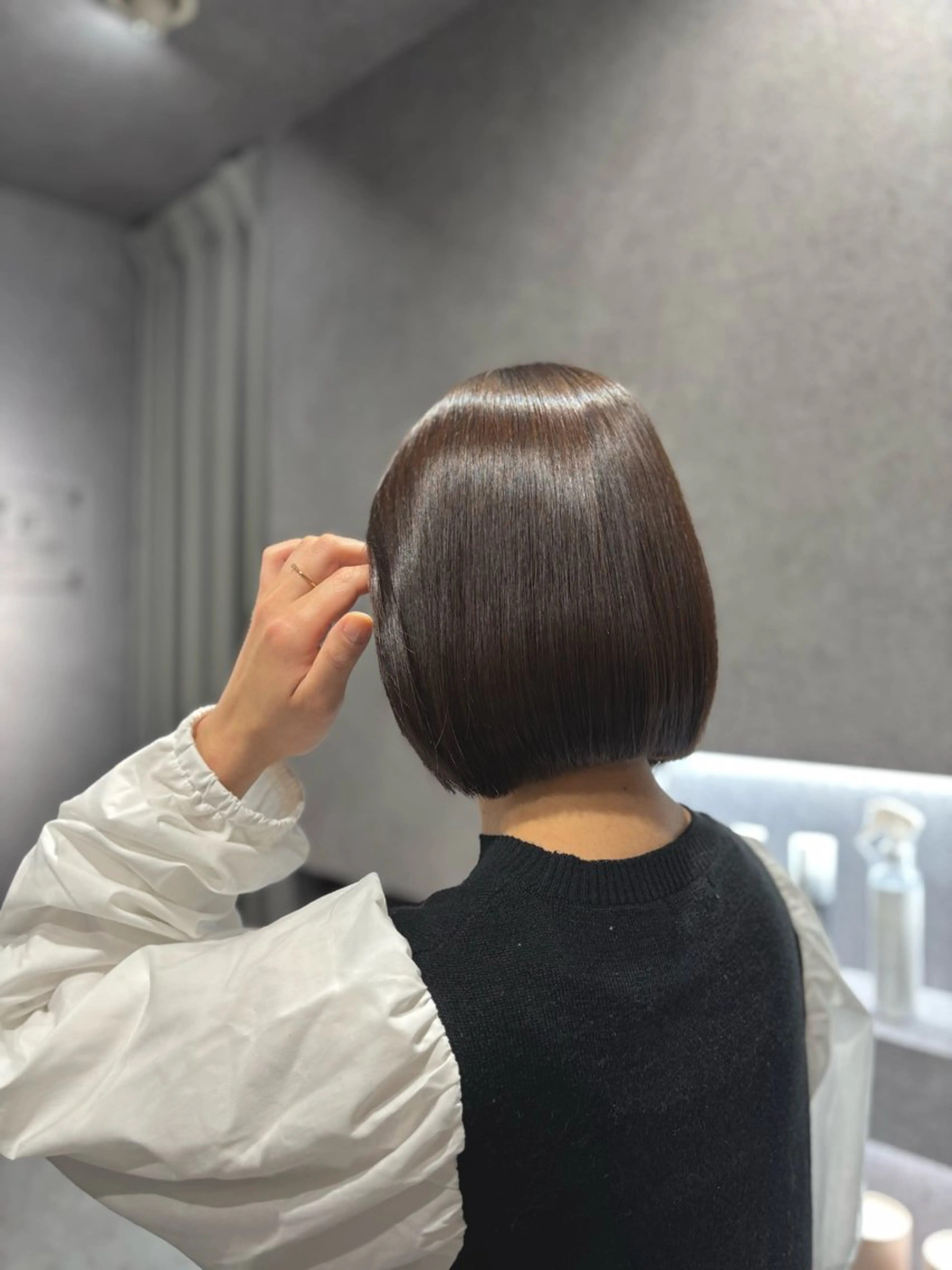 ショート カラー ボブ 縮毛矯正 カット 縮毛矯正 little 小濱彰太のヘアスタイル