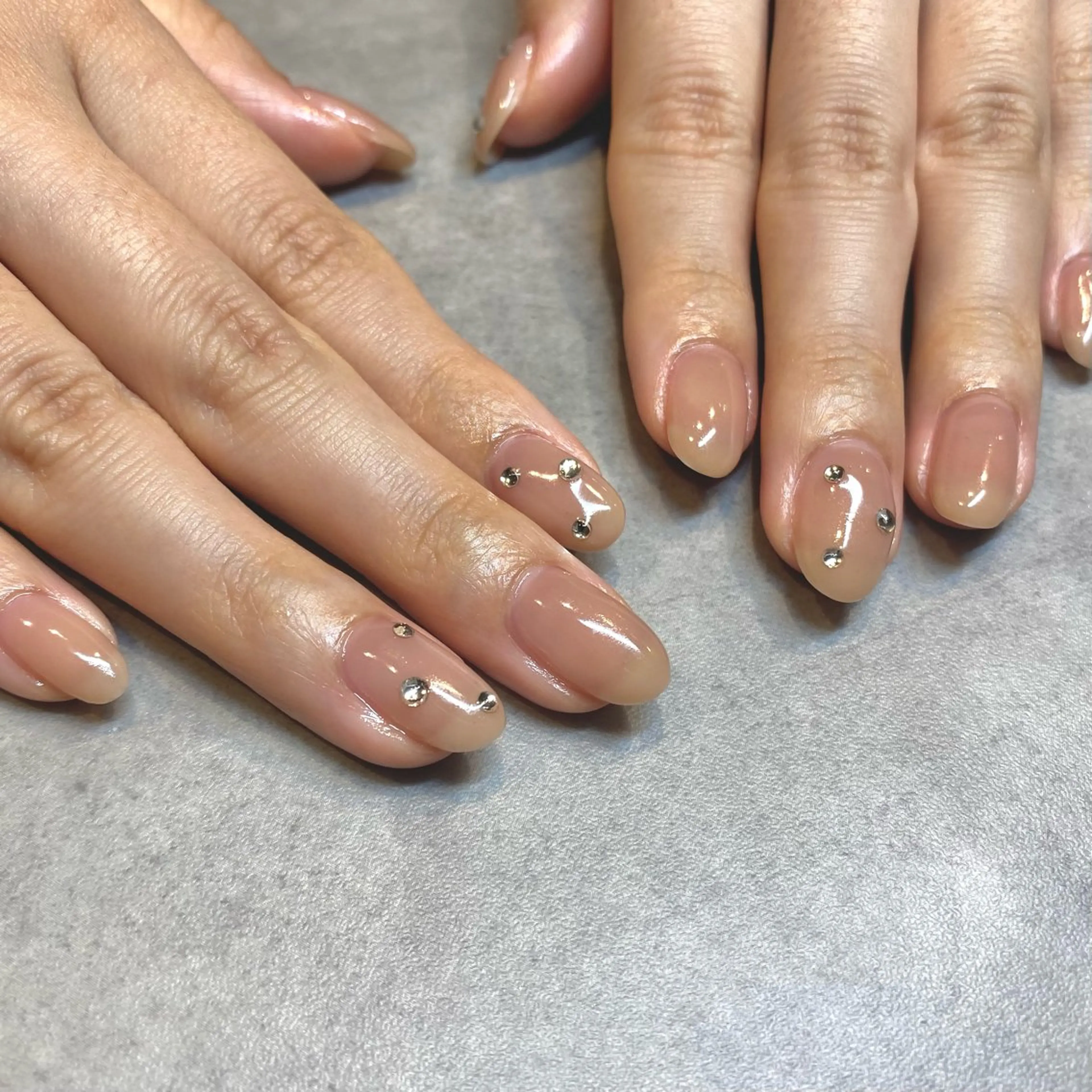 ネイル ストーンネイル MAHO W 【深江橋店】のネイルデザイン