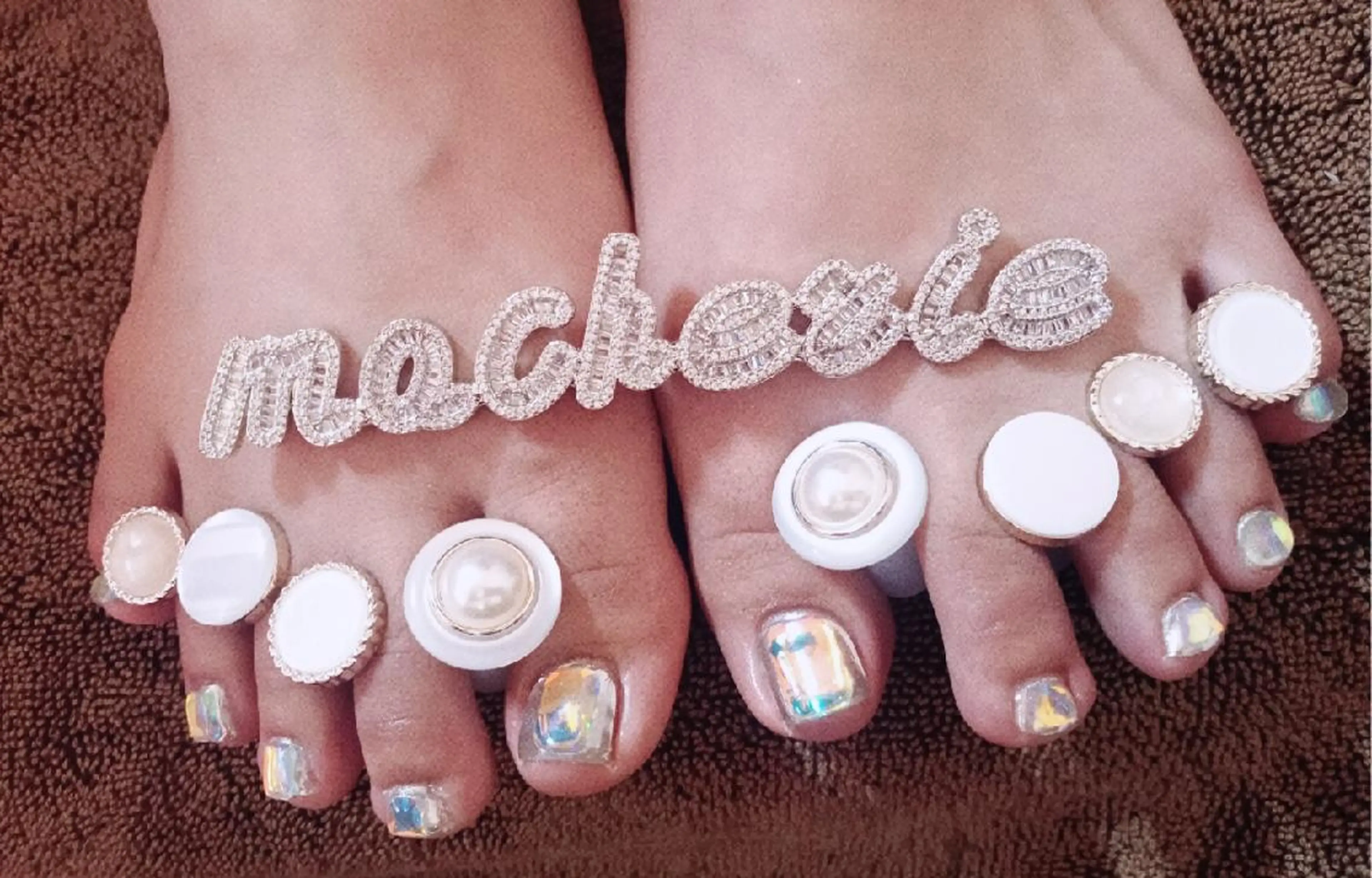ネイル オーロラネイル ミラーネイル フットネイル Nail Salon macherieのネイルデザイン