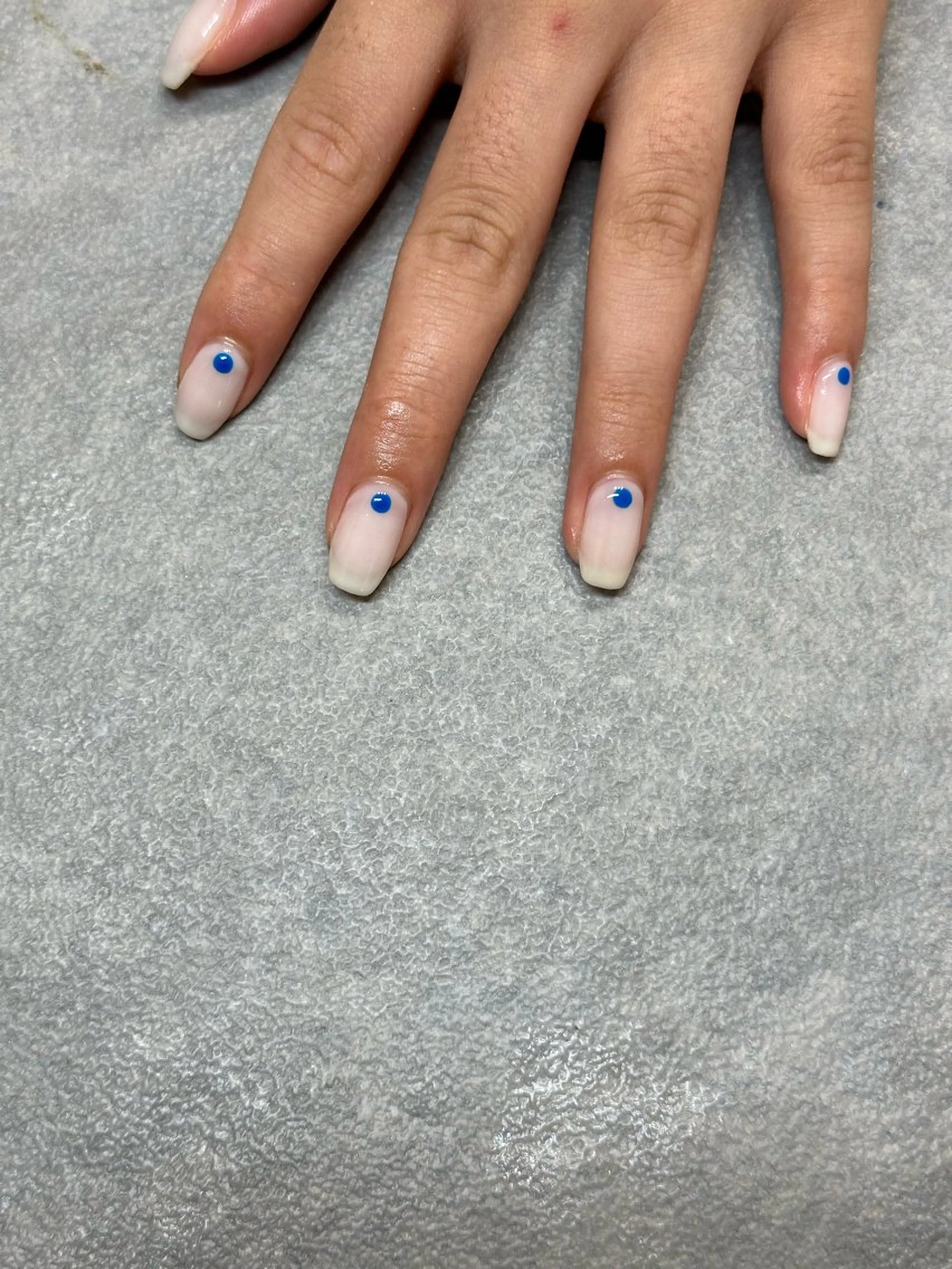 ネイル シンプルネイル ハンドネイル フットネイル kiii.__ ✴︎*のネイルデザイン