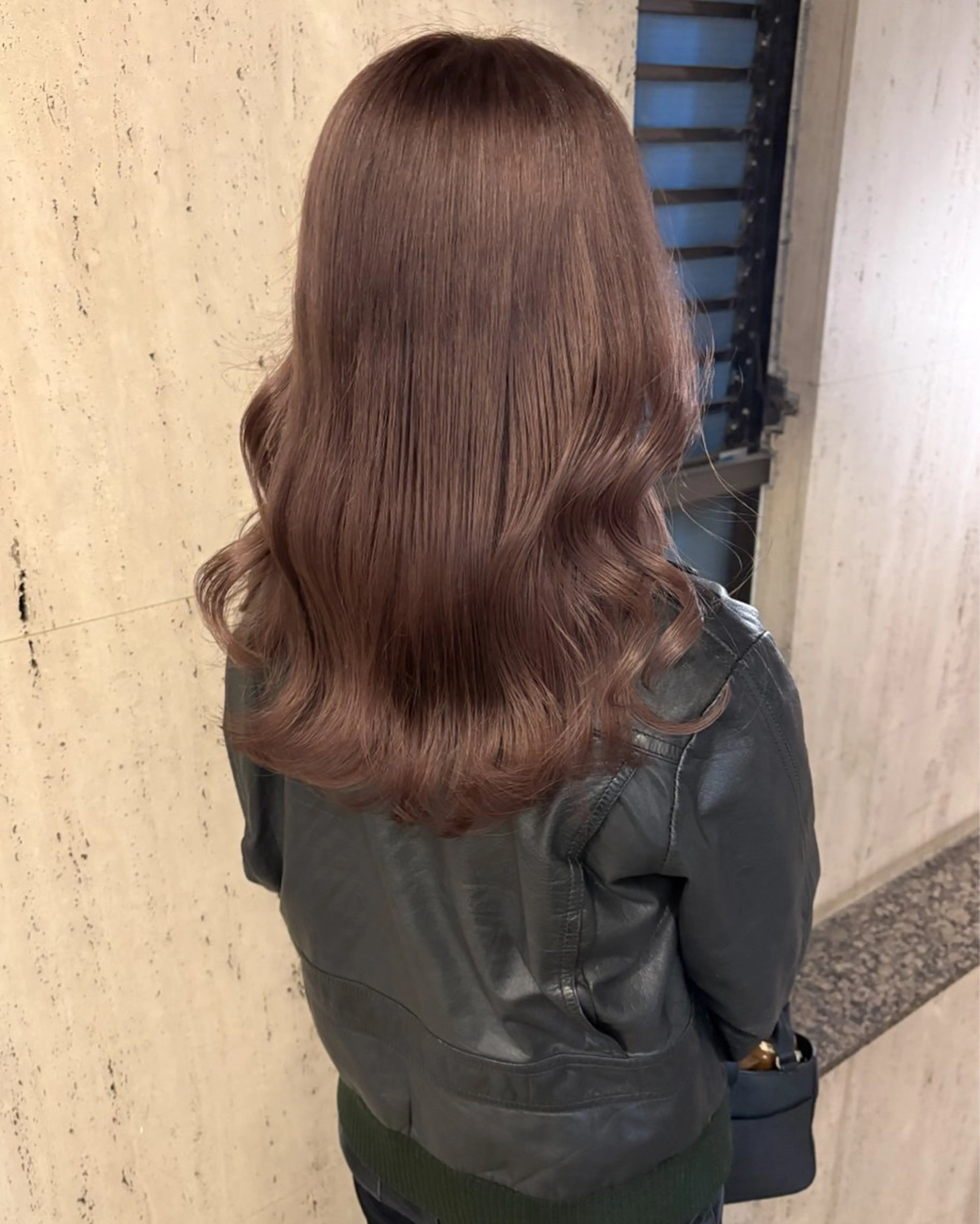 平日限定👌🏻💕カット➕艶カラー➕トリートメントの写真