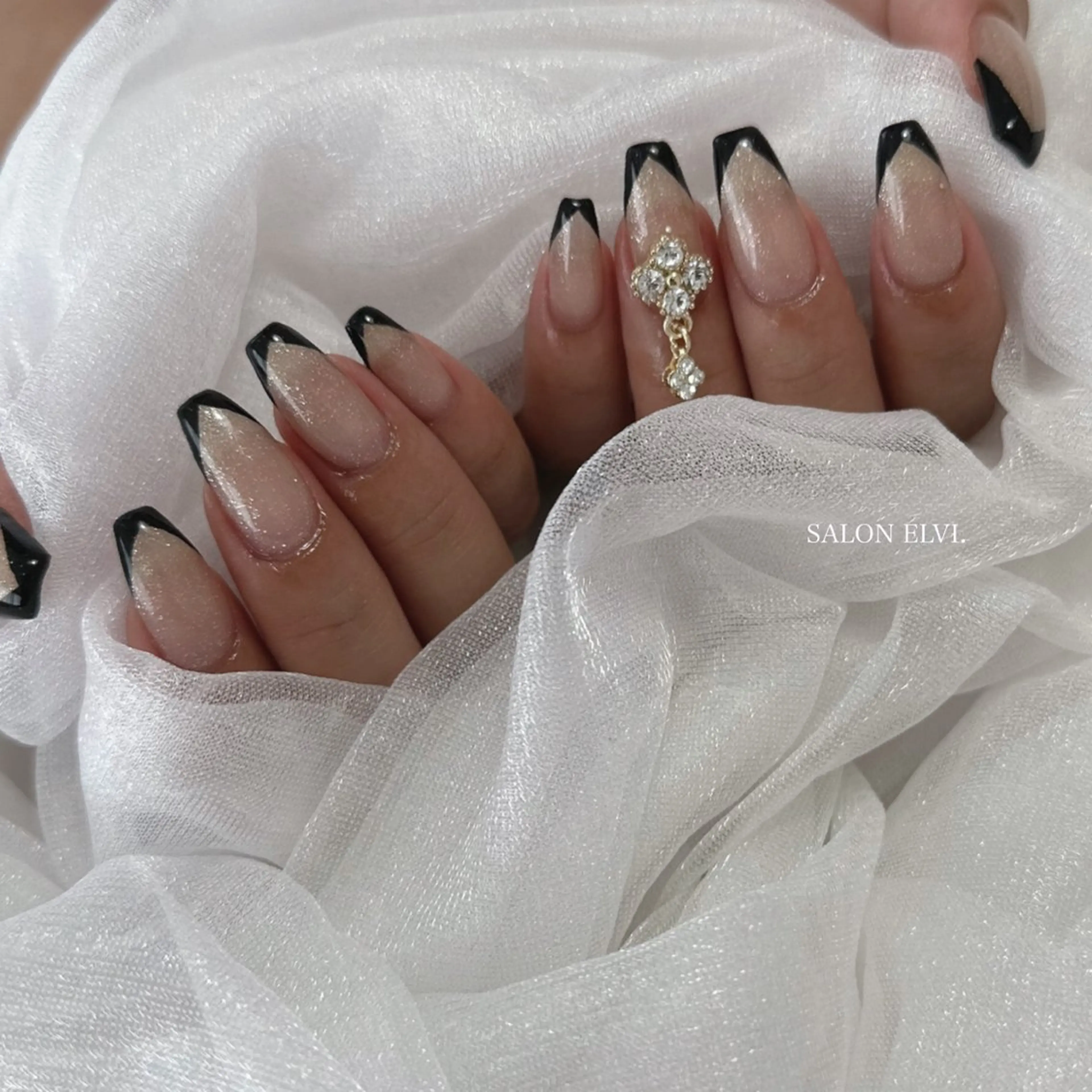 ネイル SALON ELVI.所属・SALON ELVI.のネイルデザイン