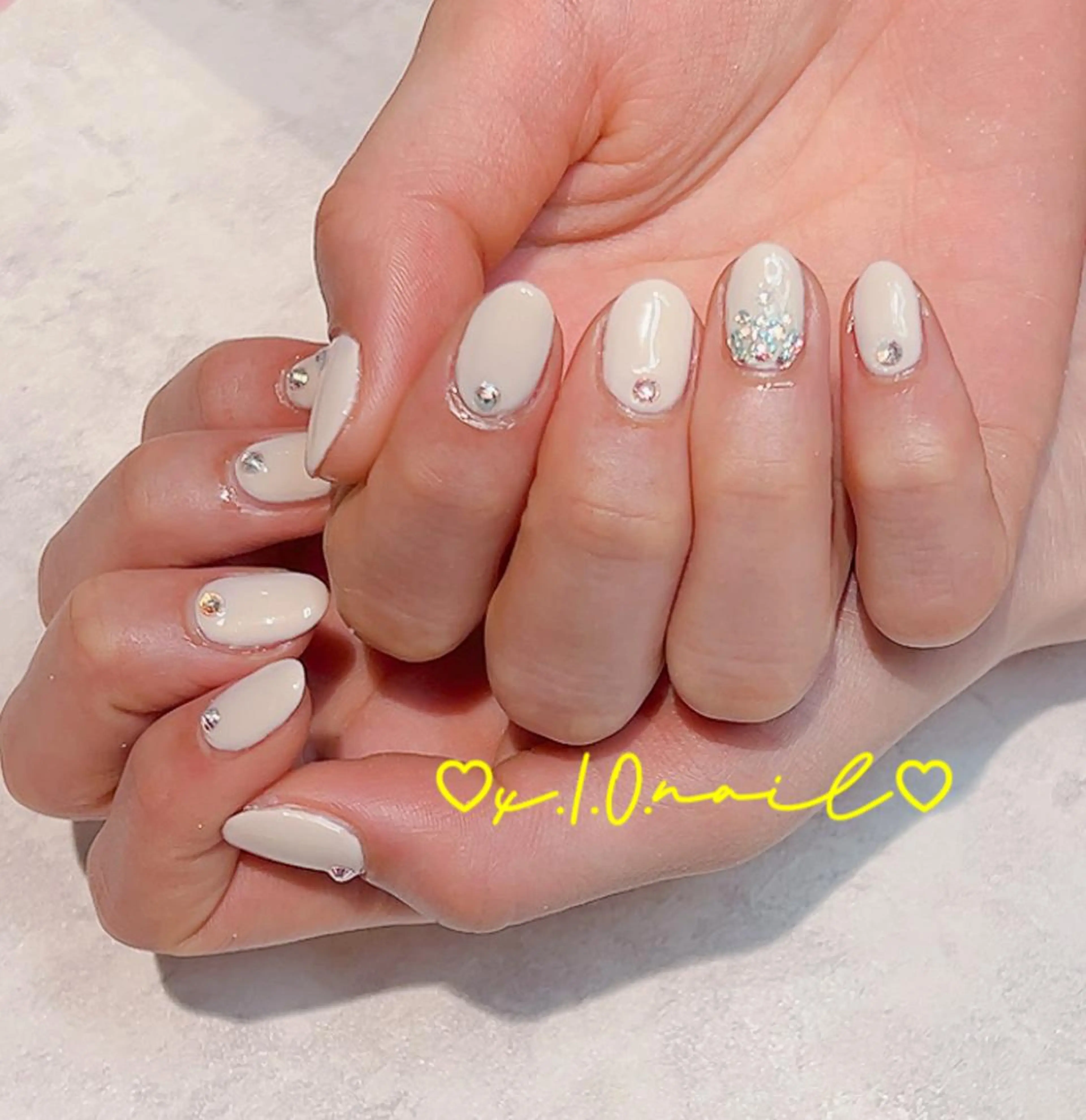 ネイル アニマル柄 アートネイル ニュアンスネイル ストーンネイル ネイルチップ ハンドネイル x.1.0.nail ♡Cのネイルデザイン