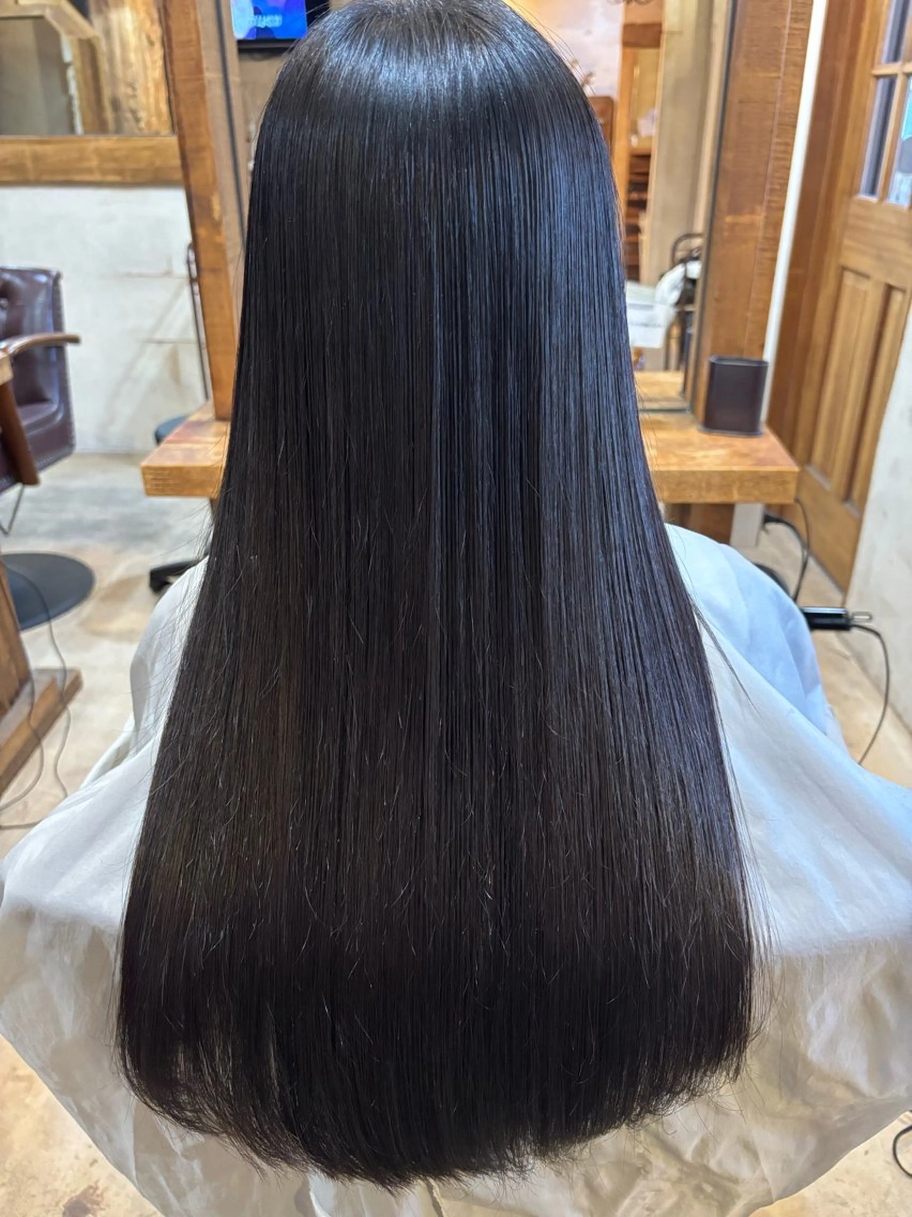 ロング カラー 髪のケアリスト高橋 健太郎のヘアスタイル