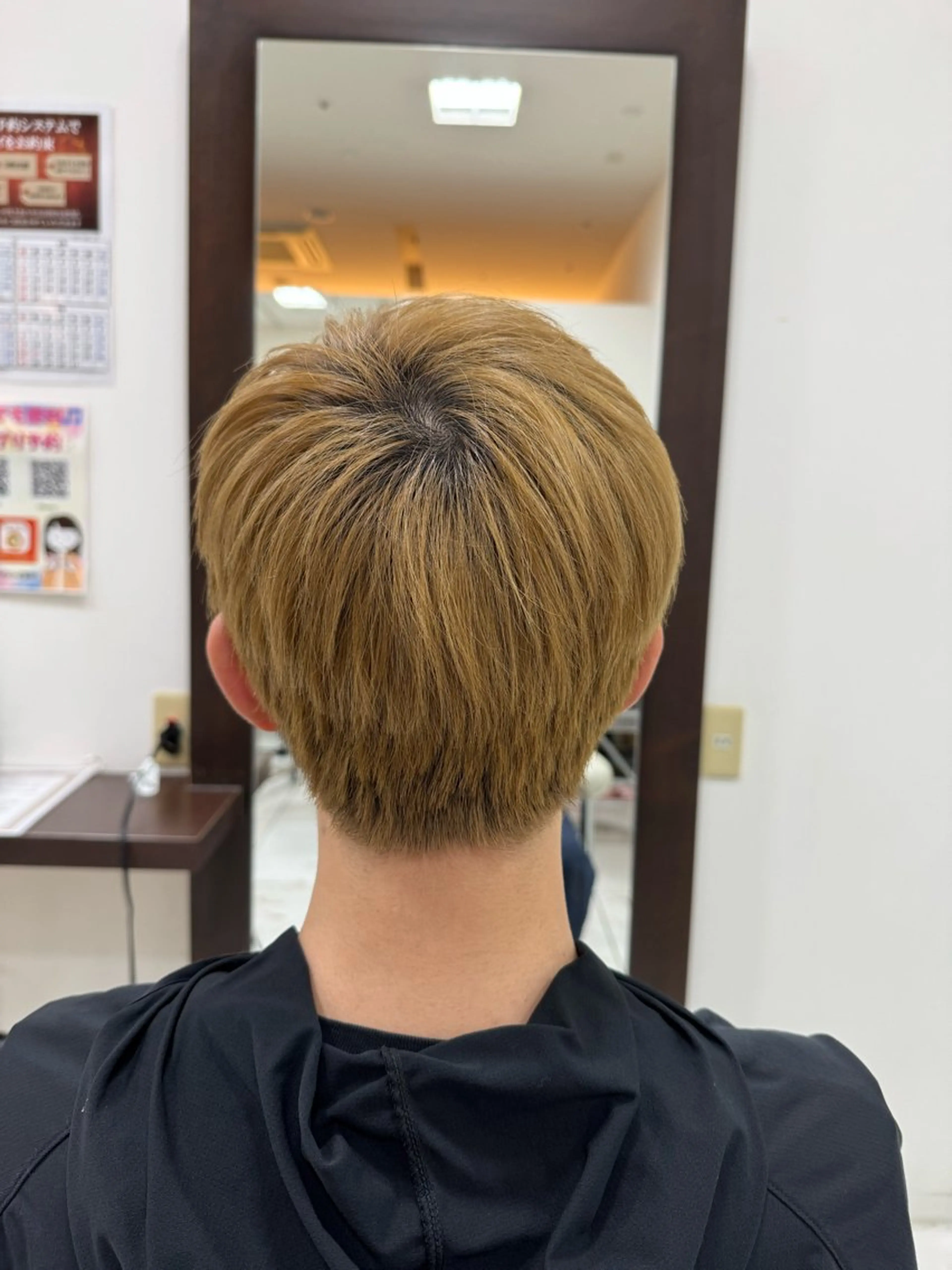 ショート 小達 陽菜のヘアスタイル