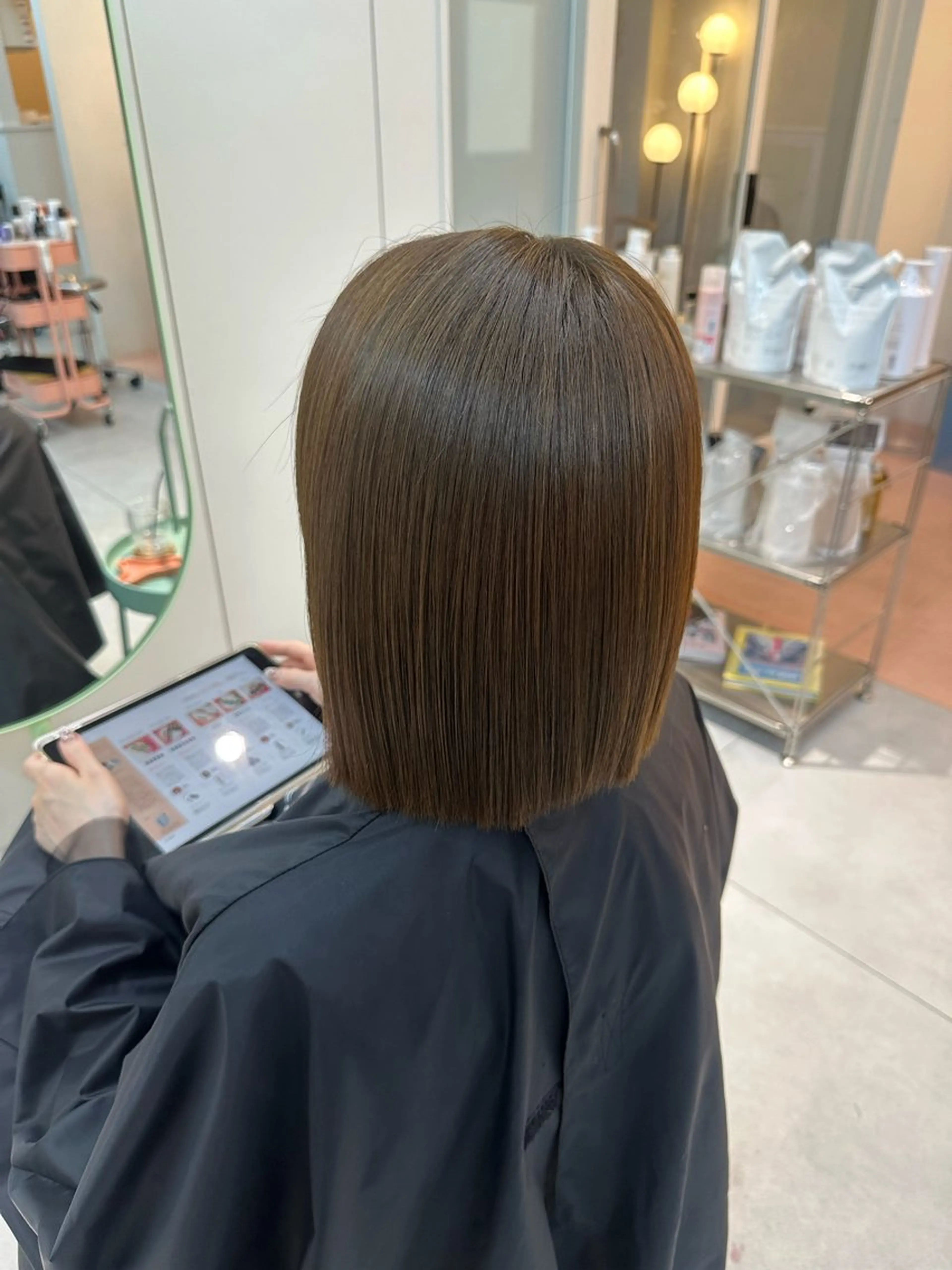 ミディアム 安井 美咲希のヘアスタイル