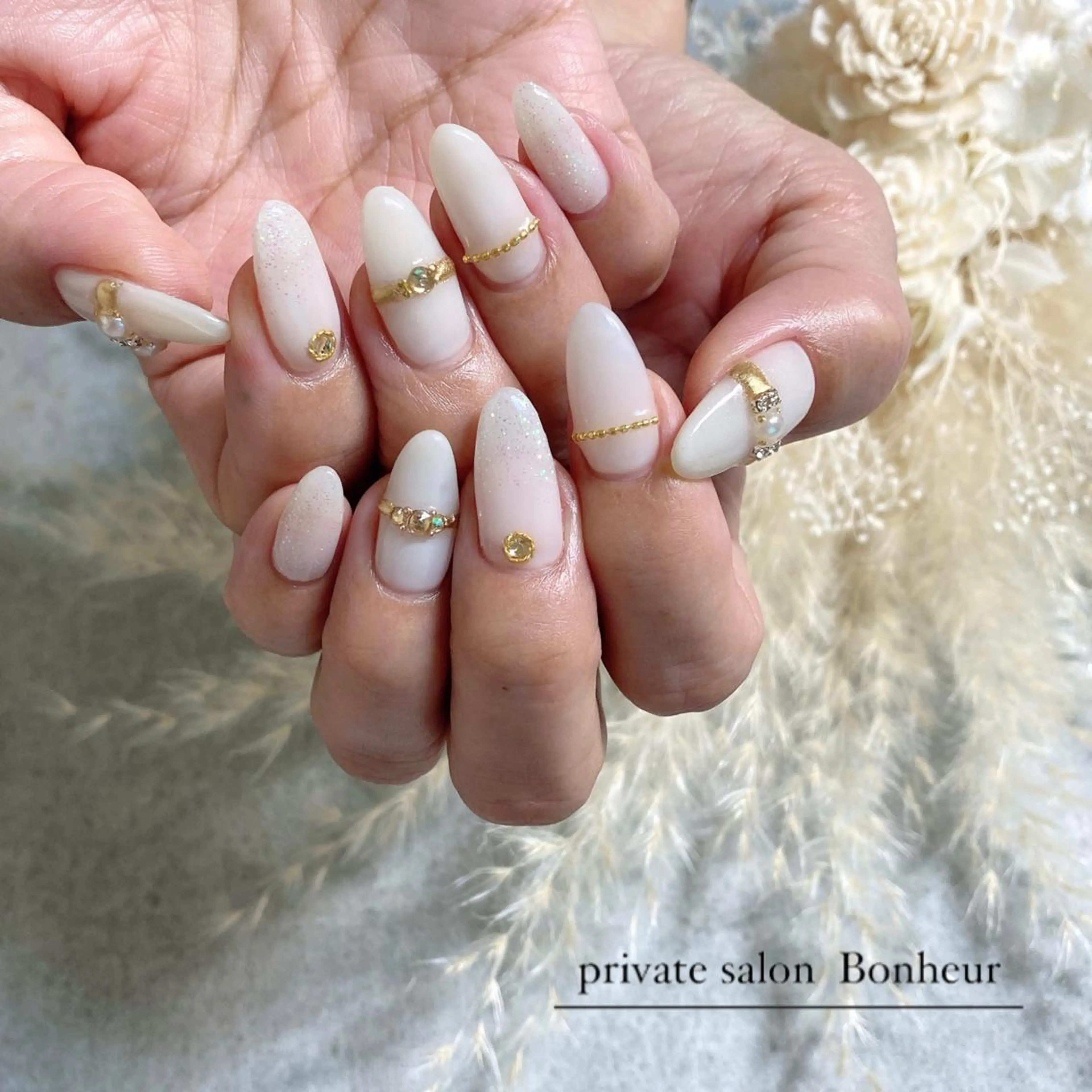 ネイル ハンドネイル BONHEUR Annaのネイルデザイン