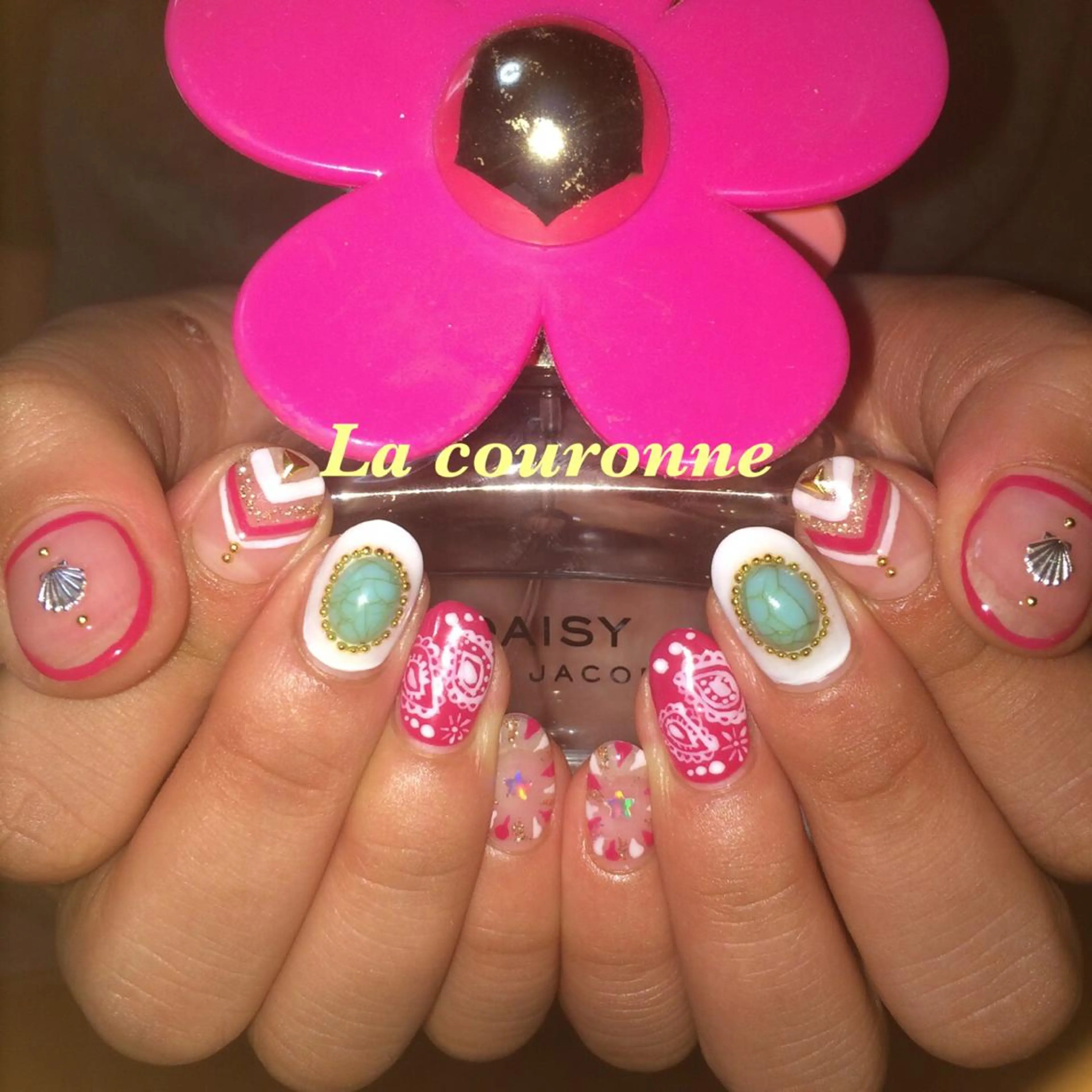 ネイル Lacouronne NATSUMIのネイルデザイン