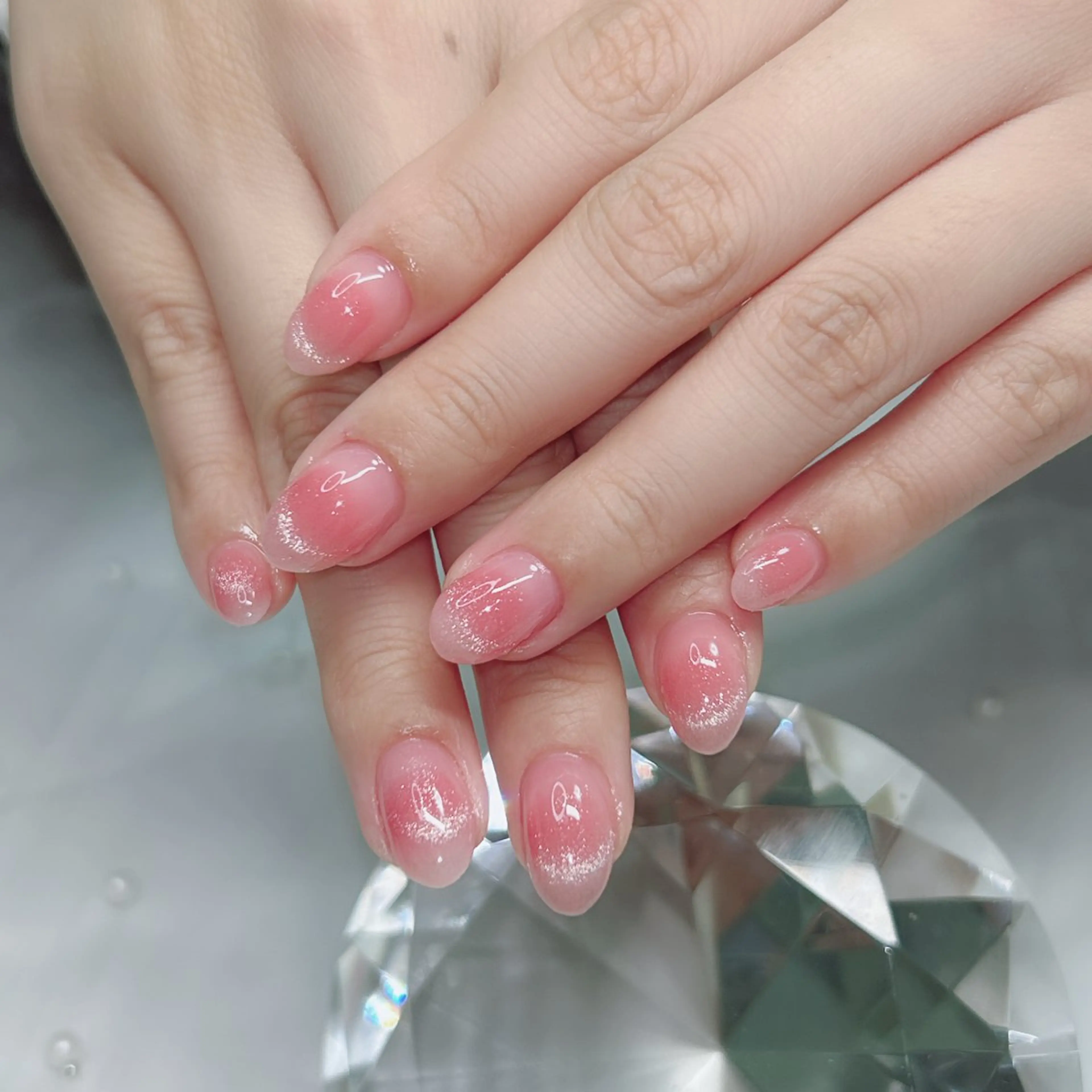 ネイル オーロラネイル ミラーネイル オフィスネイル ワンカラーネイル シンプルネイル ハンドネイル Cute Tips nailのネイルデザイン