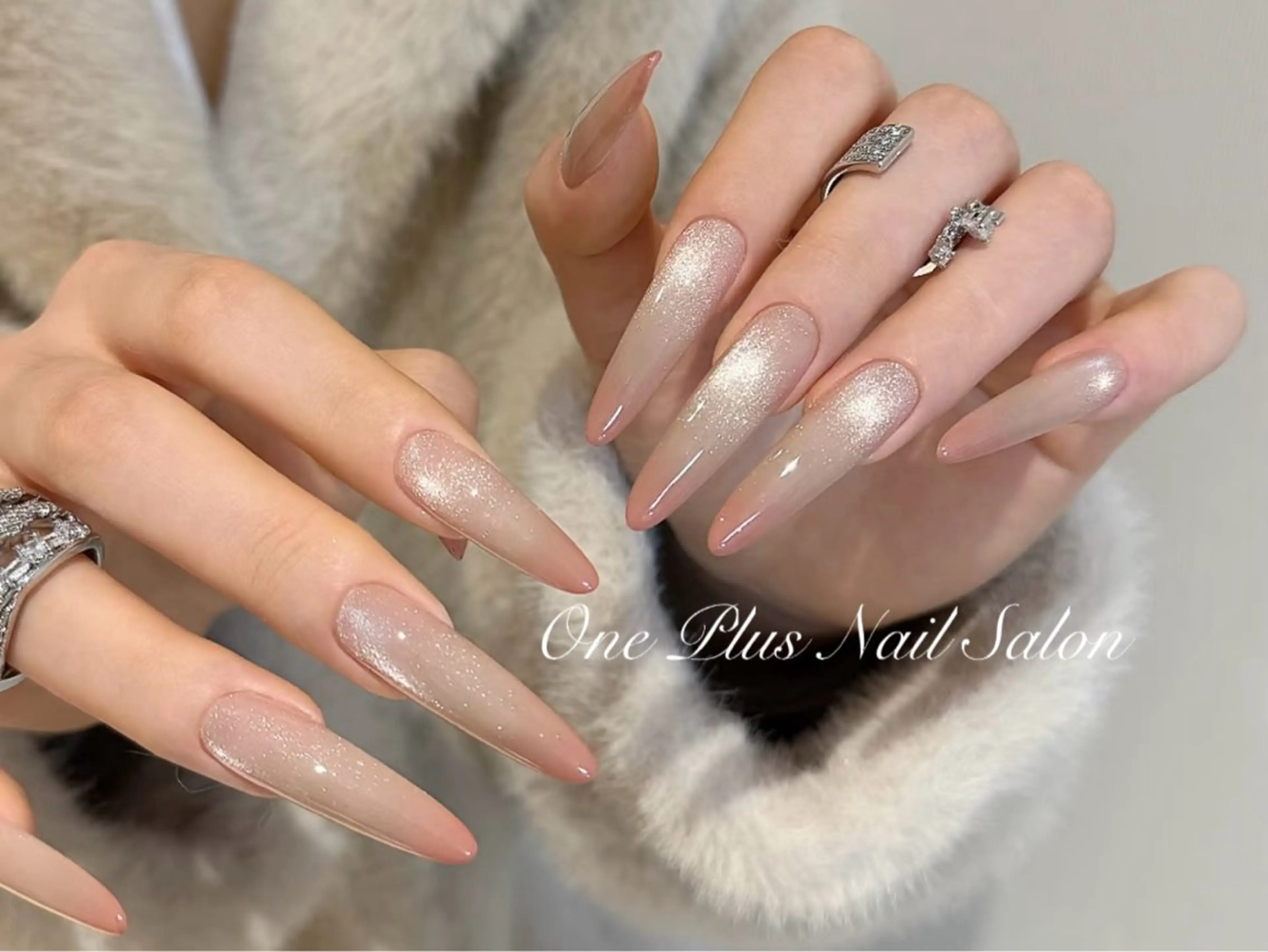 ネイル ハンドネイル One Plus キキのネイルデザイン