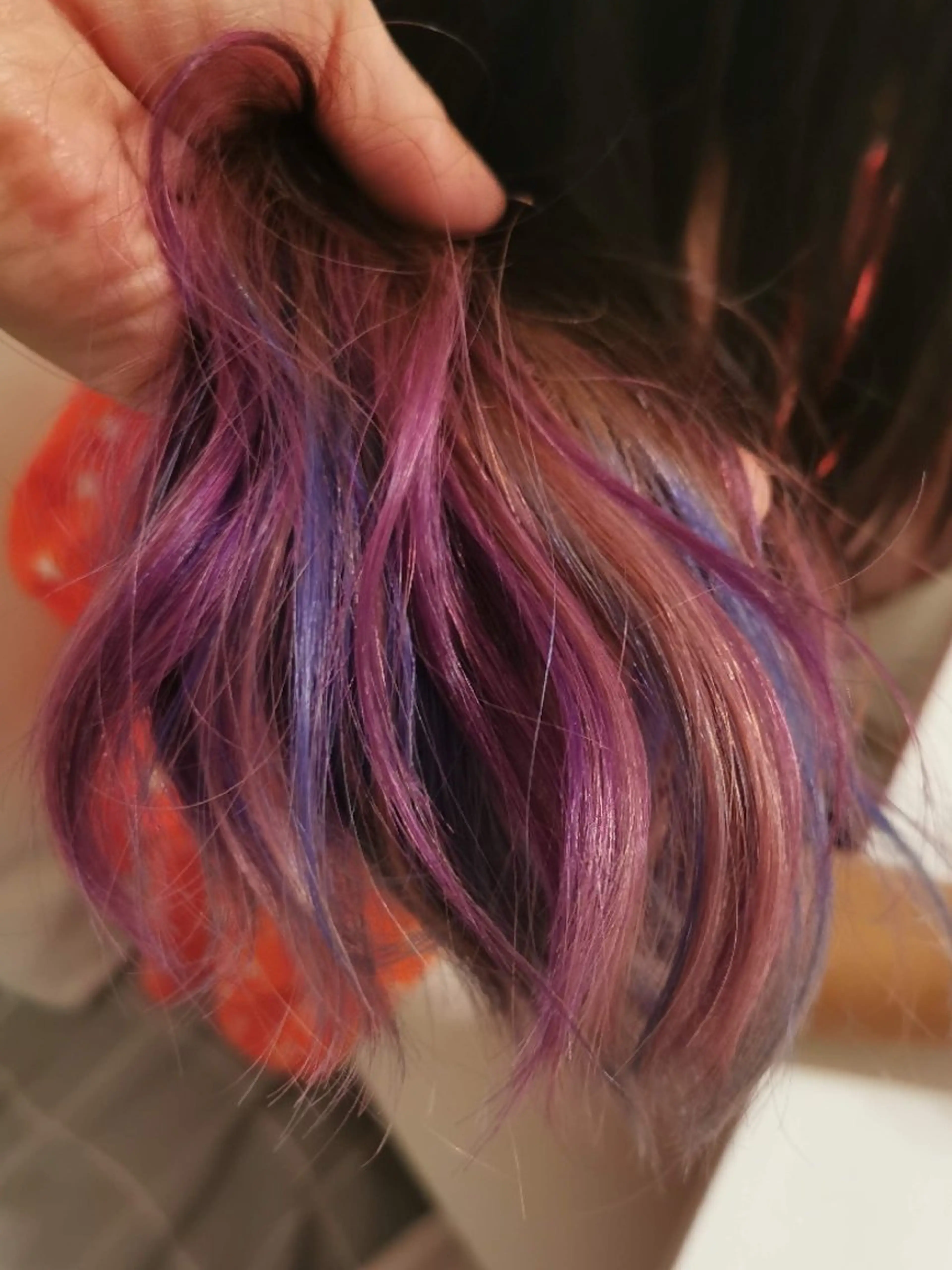 ロング カラー グラデーションカラー ヨウコ YOKOのヘアスタイル