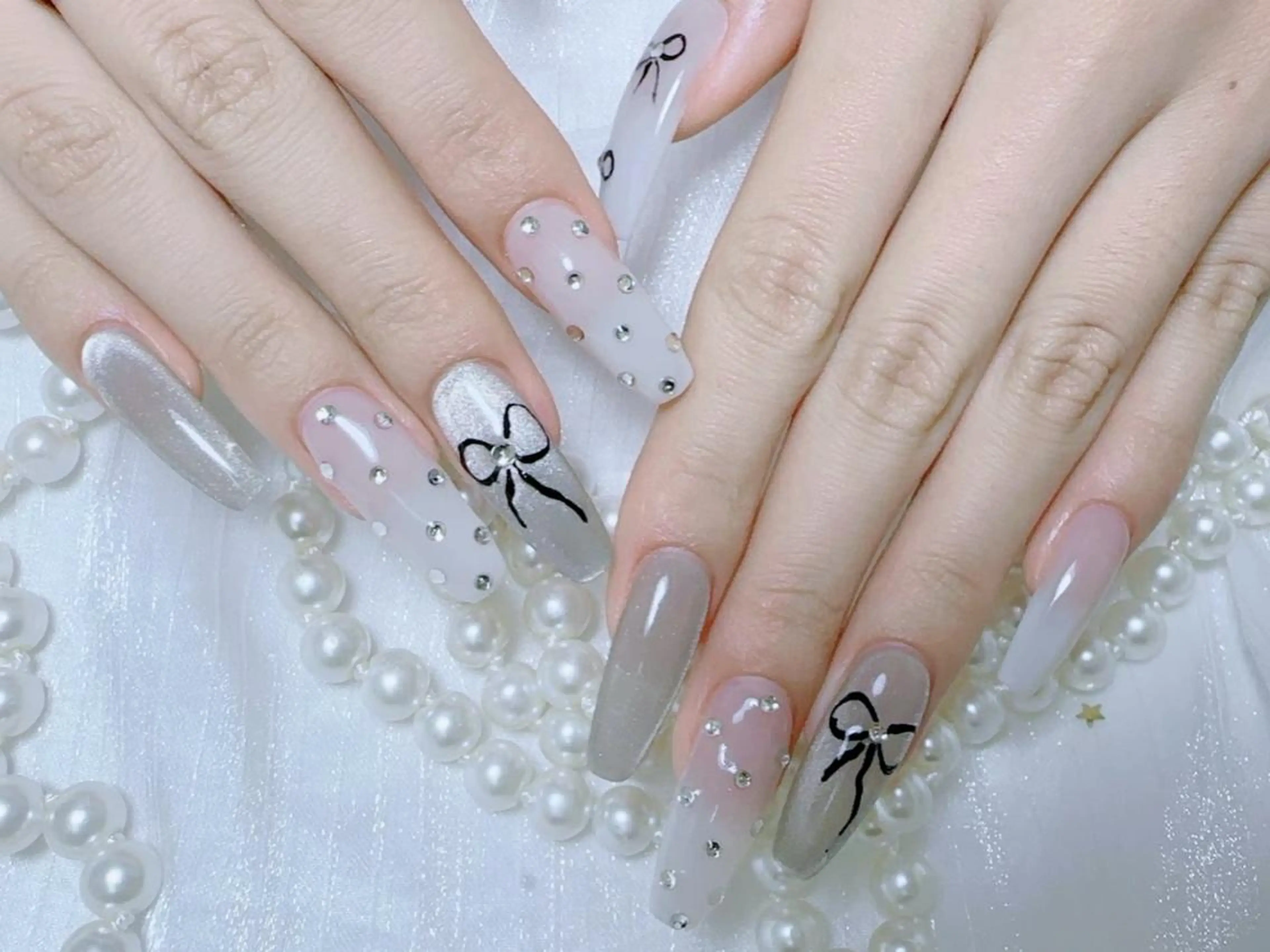 ネイル VIVIAN エイのネイルデザイン