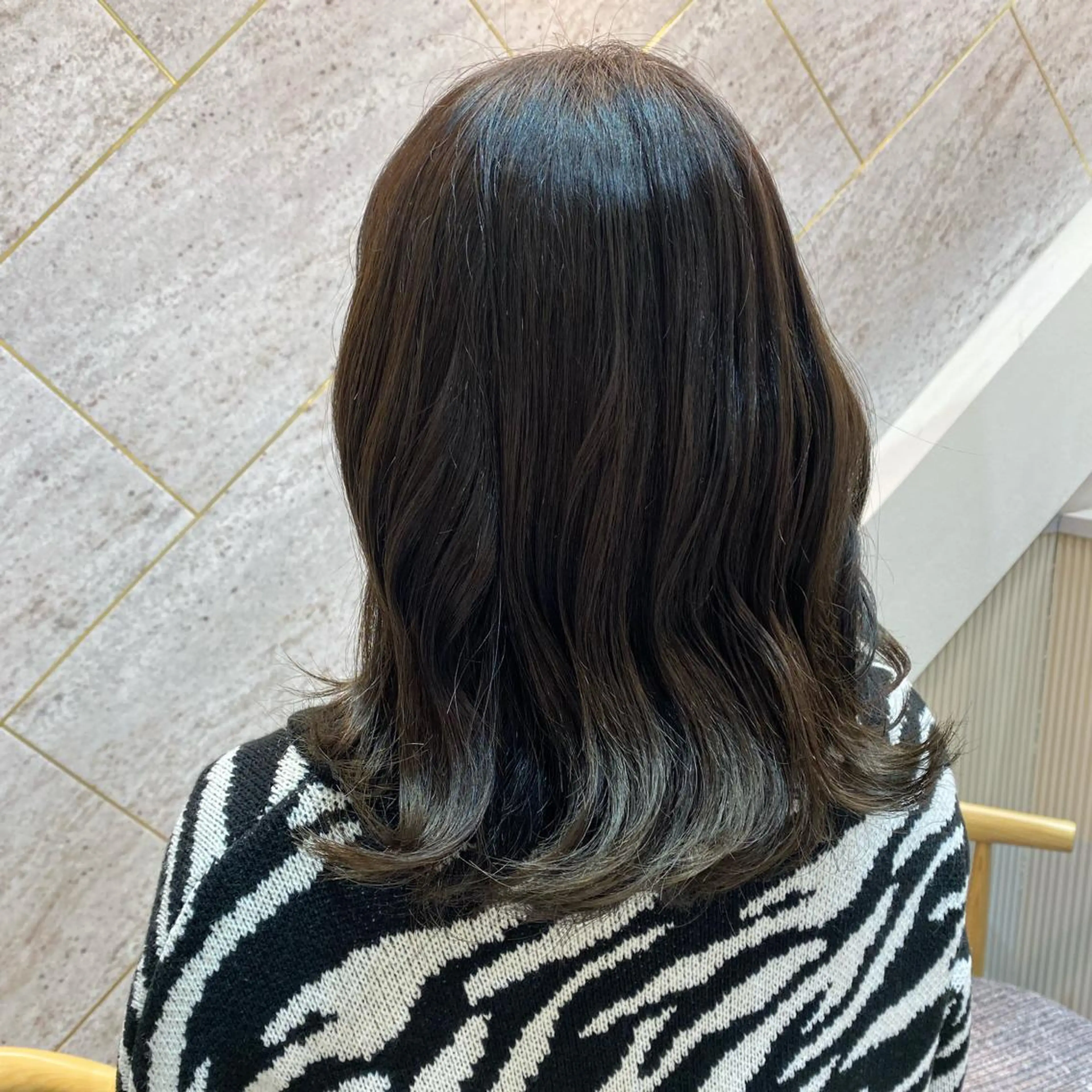 セミロング 木原良 (キハラ リョウ)のヘアスタイル