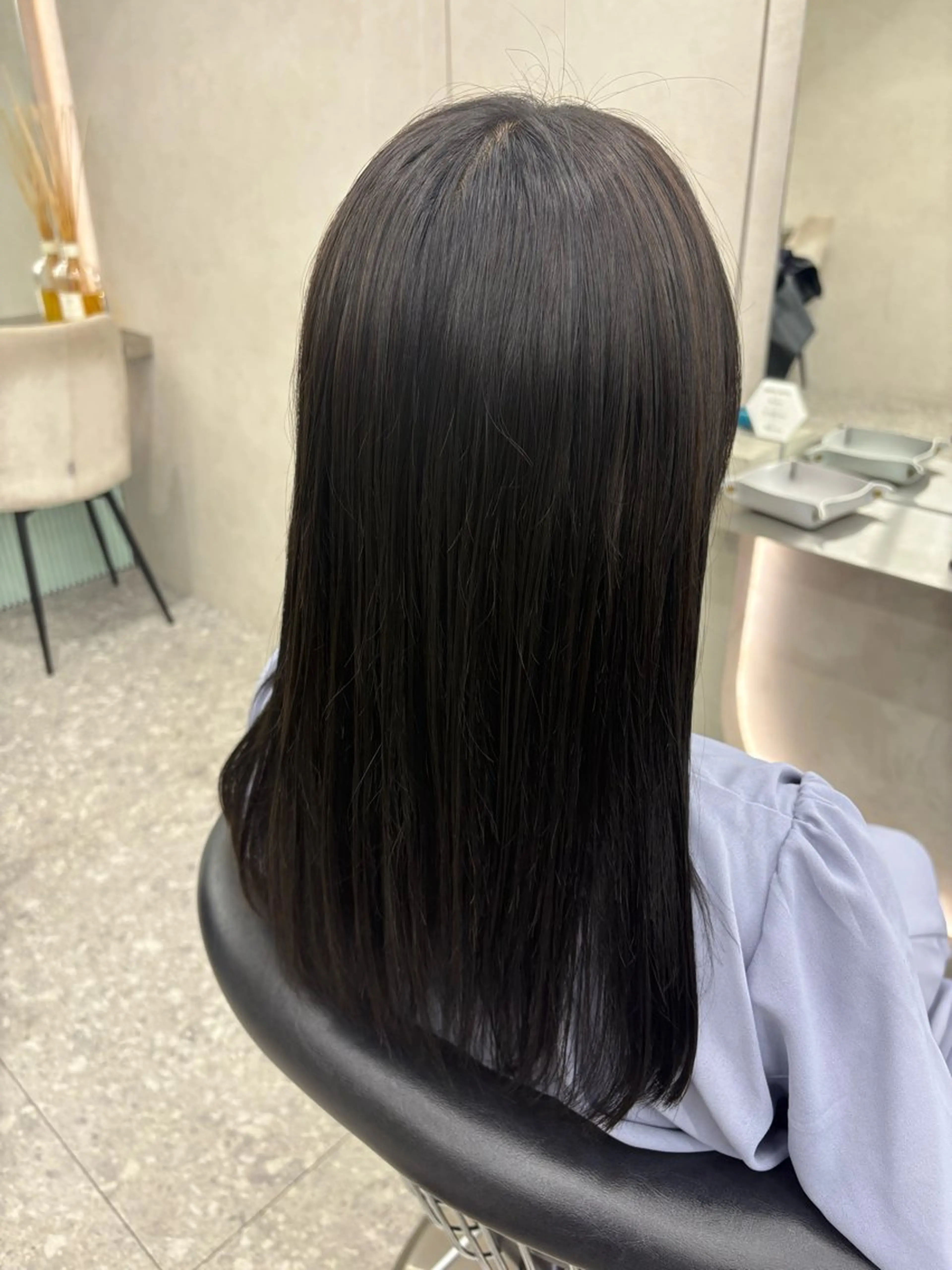 セミロング 韓国風ヘア レイヤーカット Yuta✂︎ 韓国レイヤー🪽のヘアスタイル