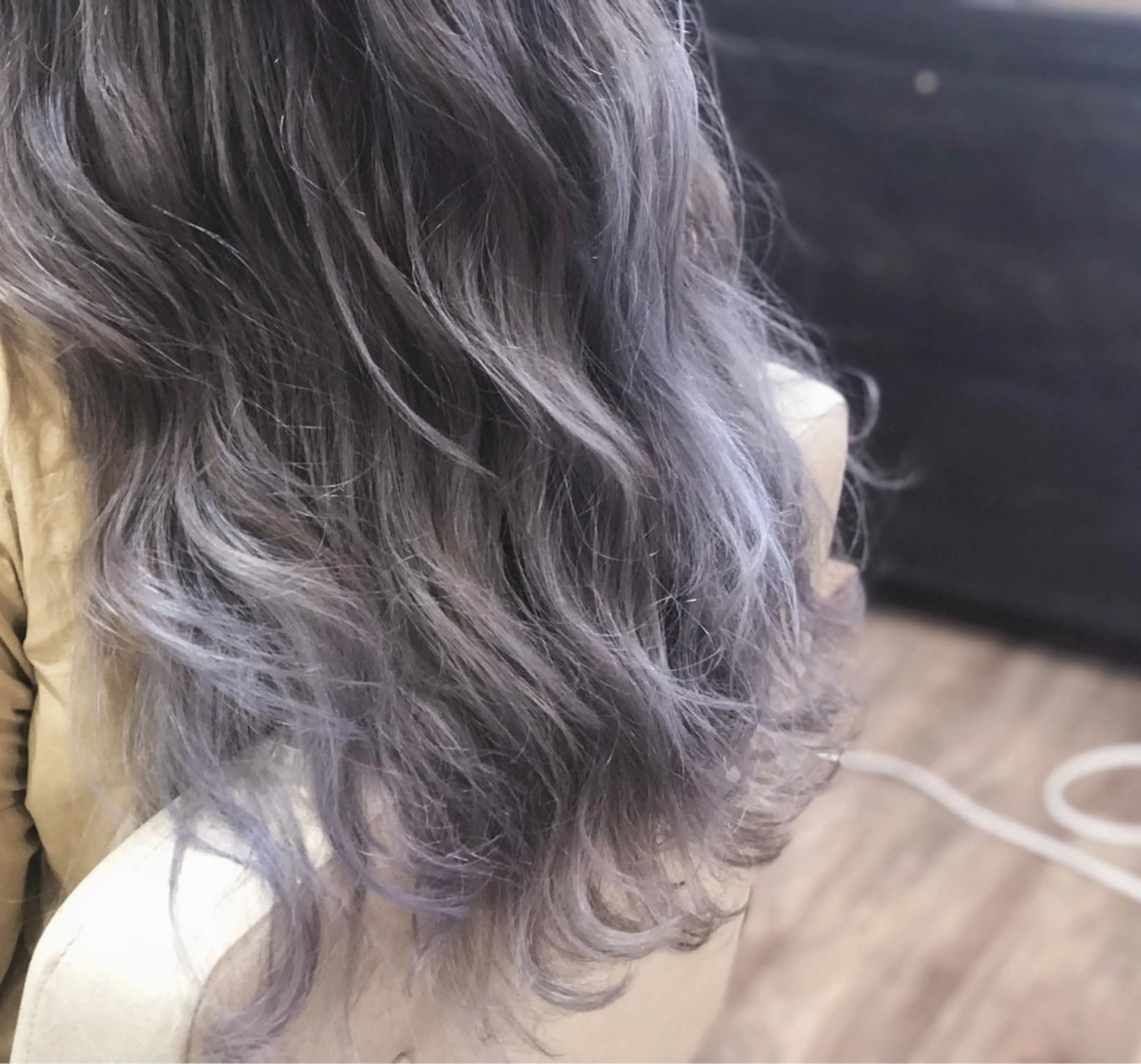 ロング カラー グラデーションカラー ハイライトカラー ラベンダーカラー ハイライト カット ヘアカラー トリートメント てんま さやかのヘアスタイル