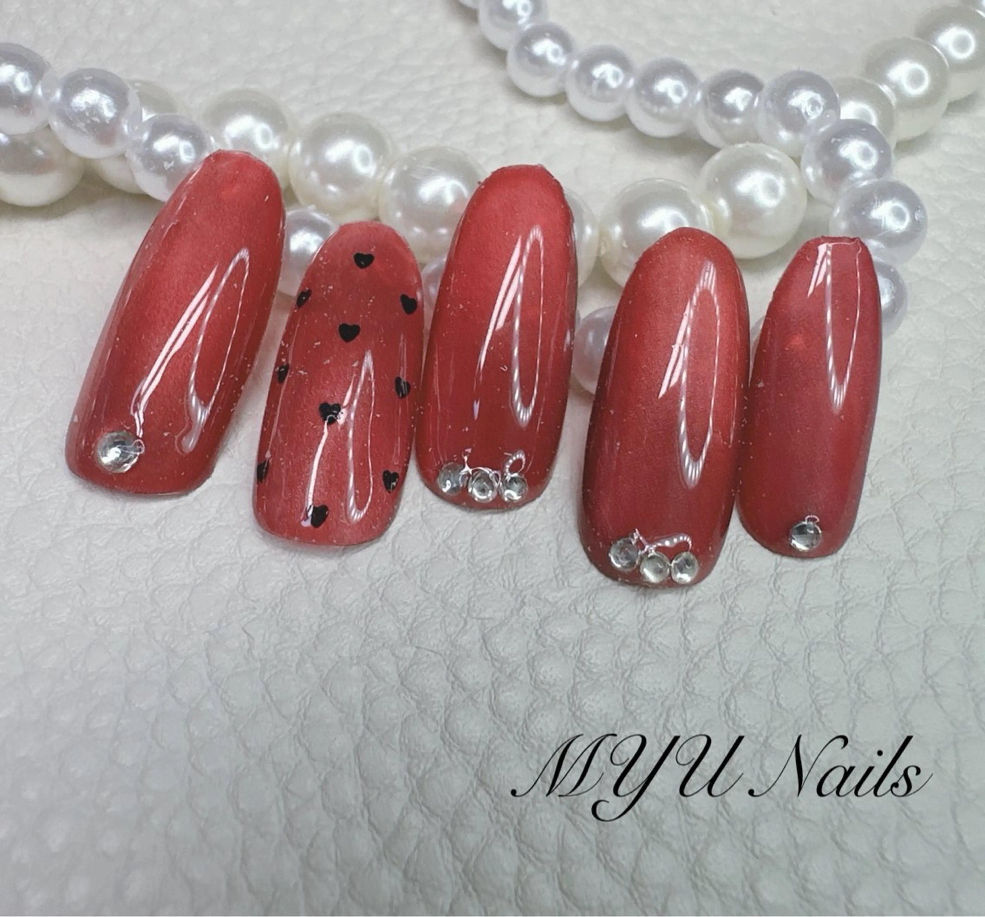 ネイル ジェルネイル マグネットネイル 持ち込み ニュアンスネイル ワンカラーネイル ハンドネイル ニュアンスネイル🌈 MYU Nailsのネイルデザイン