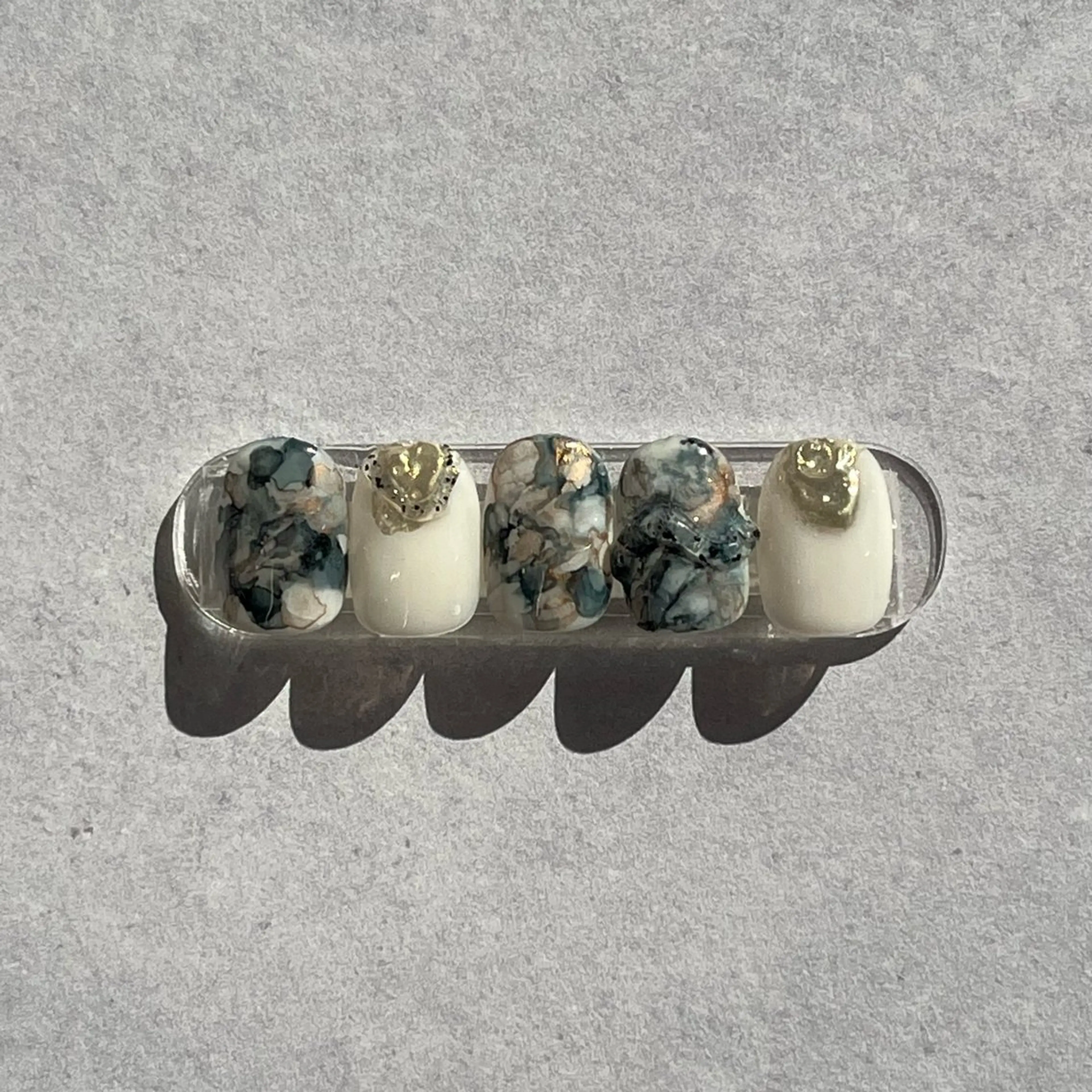 ネイル momo🍑 nail【恵比寿】のネイルデザイン