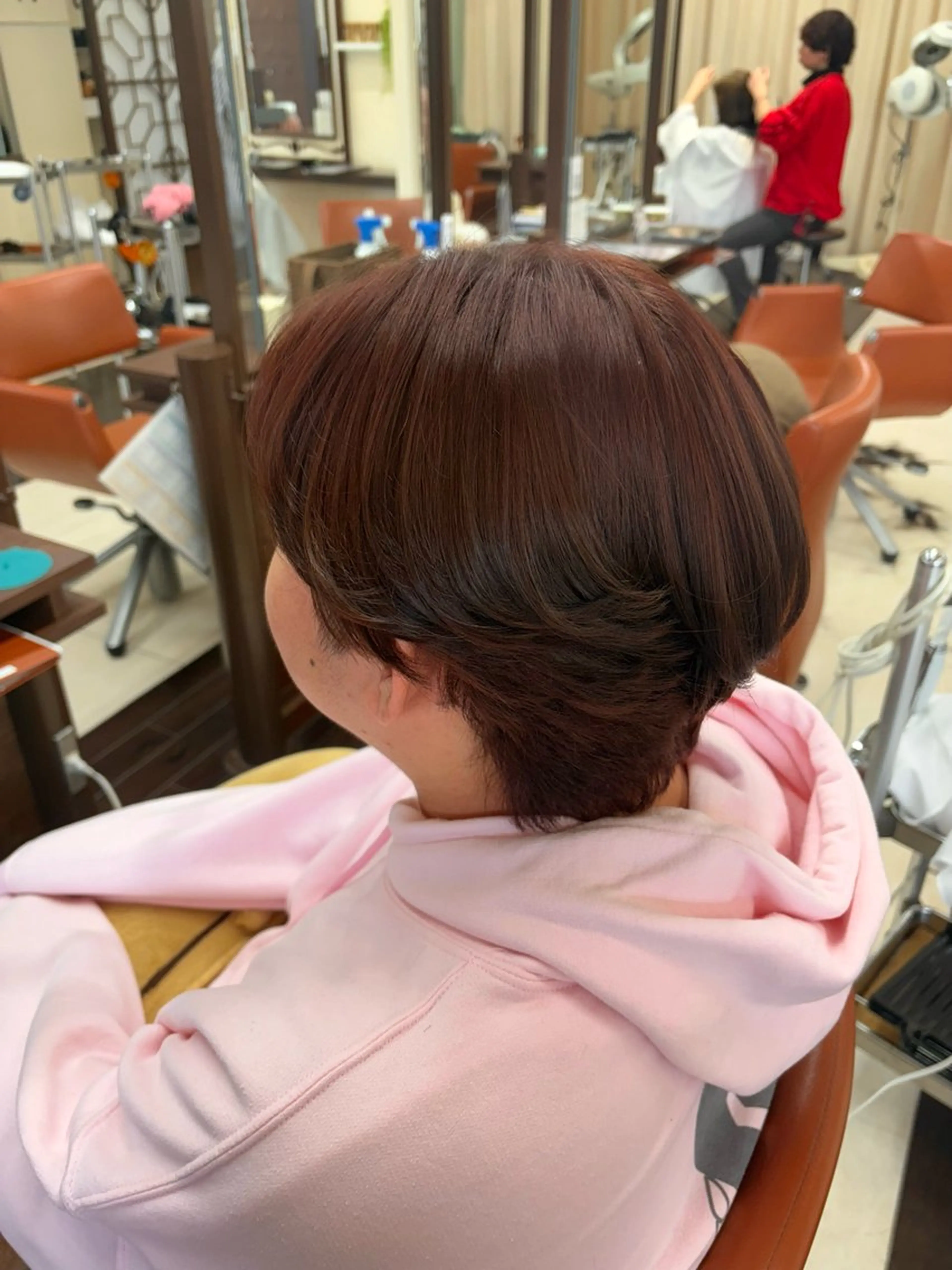 カラー ブリーチ ブリーチなしカラー レッドカラー ヘアカラー レイヤー×垢抜け/ ハイトーン/朝倉友香のヘアスタイル