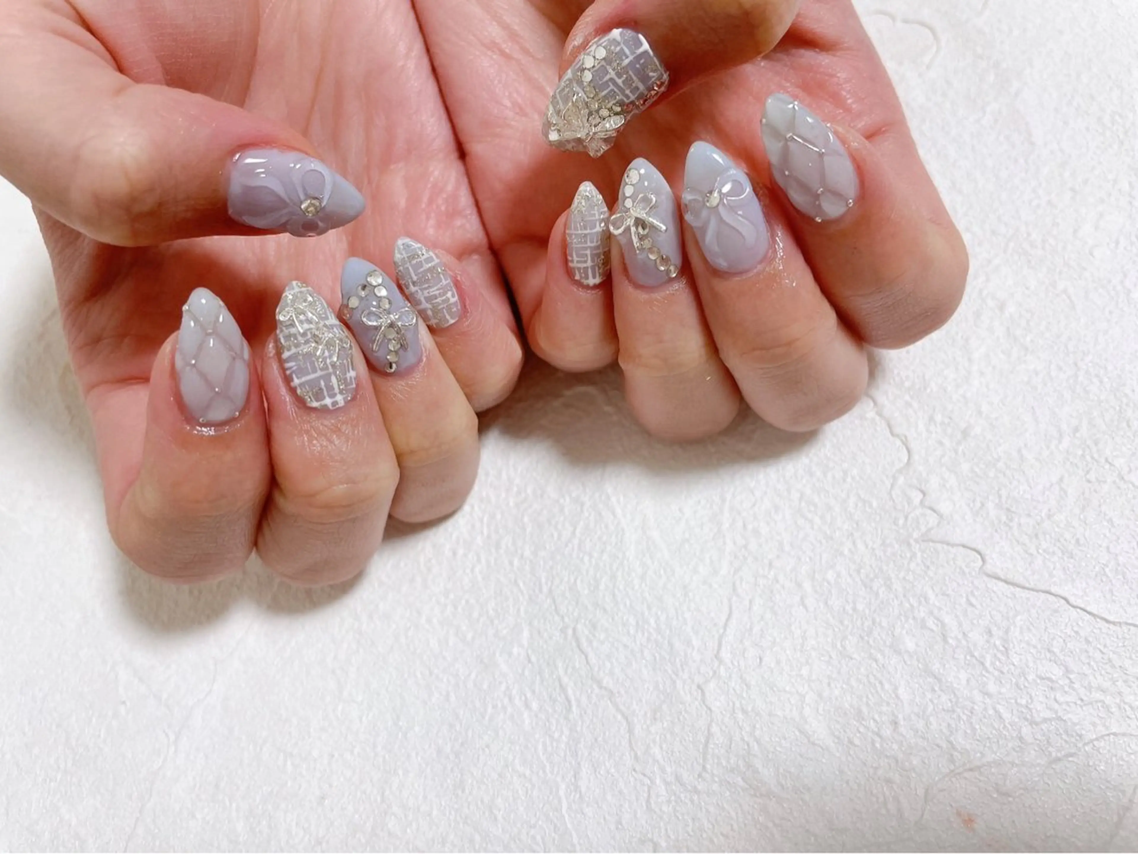 ネイル オーロラネイル フットネイル フレンチネイル ジェルネイル 韓国ネイル ハンドネイル kiki nail &brow二子玉川の眉毛・アイブロウイメージ