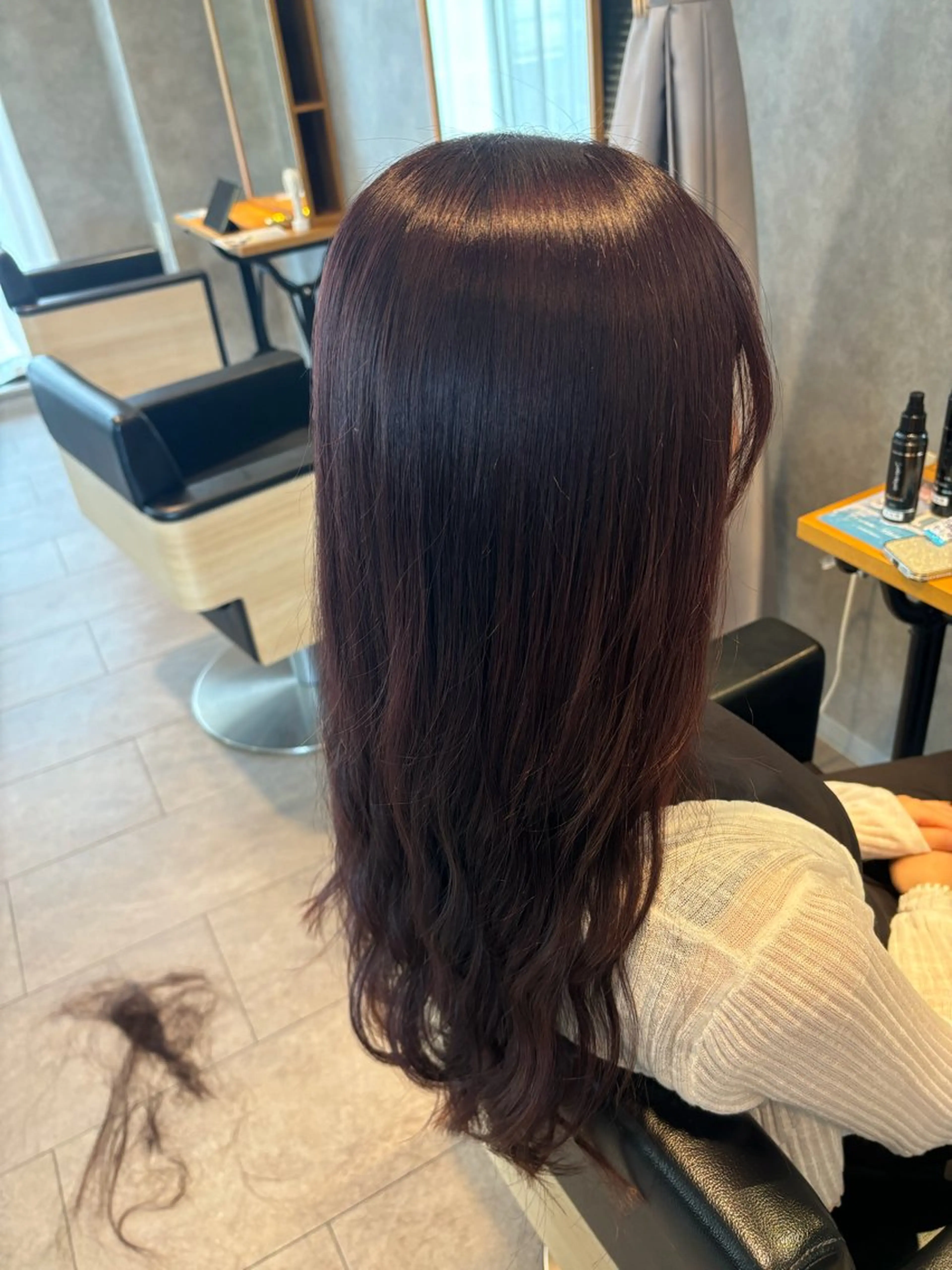 ロング カラー 透明感カラー ラベンダーカラー ピンクカラー ピンクラベンダー カット ヘアカラー 相良 美羽のヘアスタイル