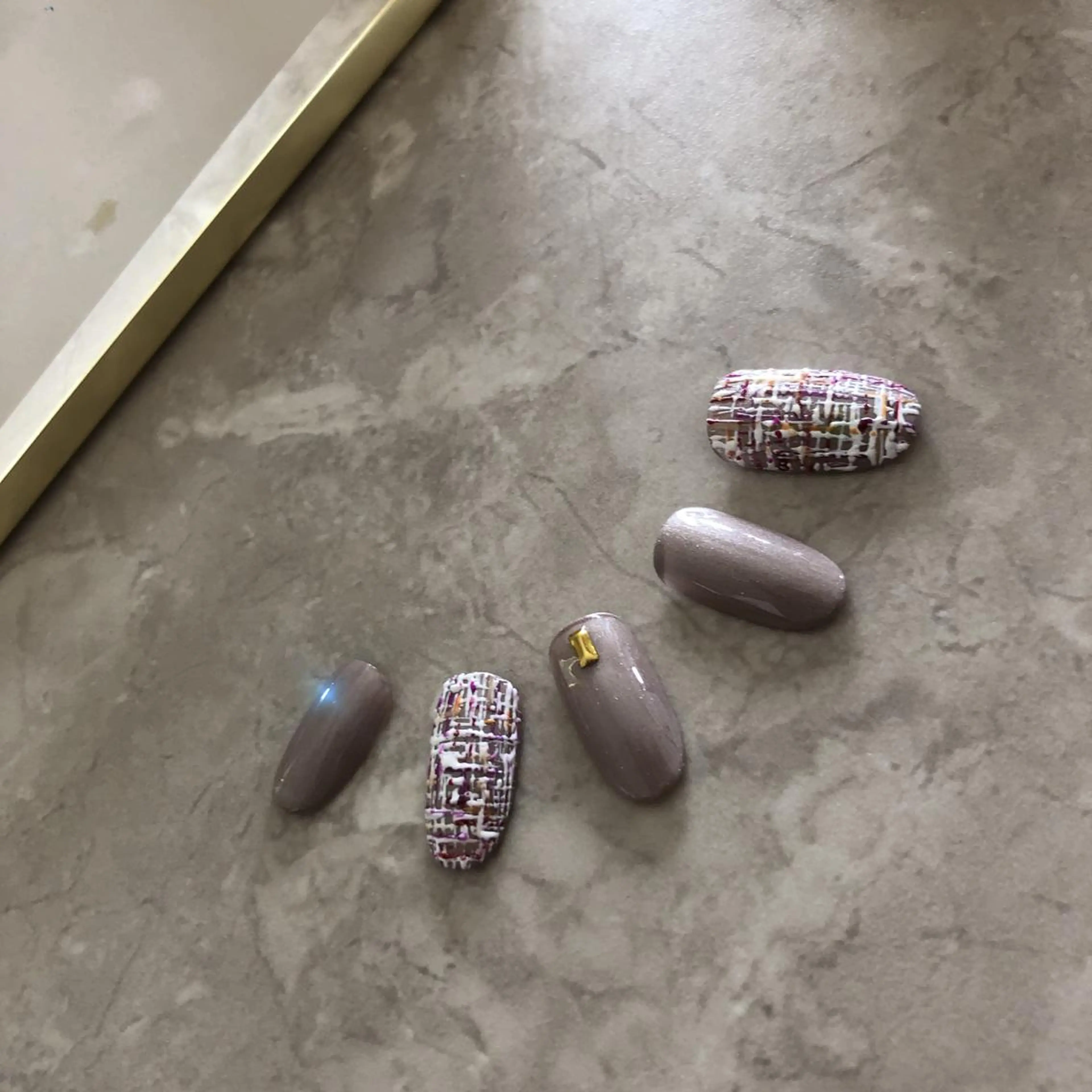 ネイル ツイードネイル nail 1997のネイルデザイン