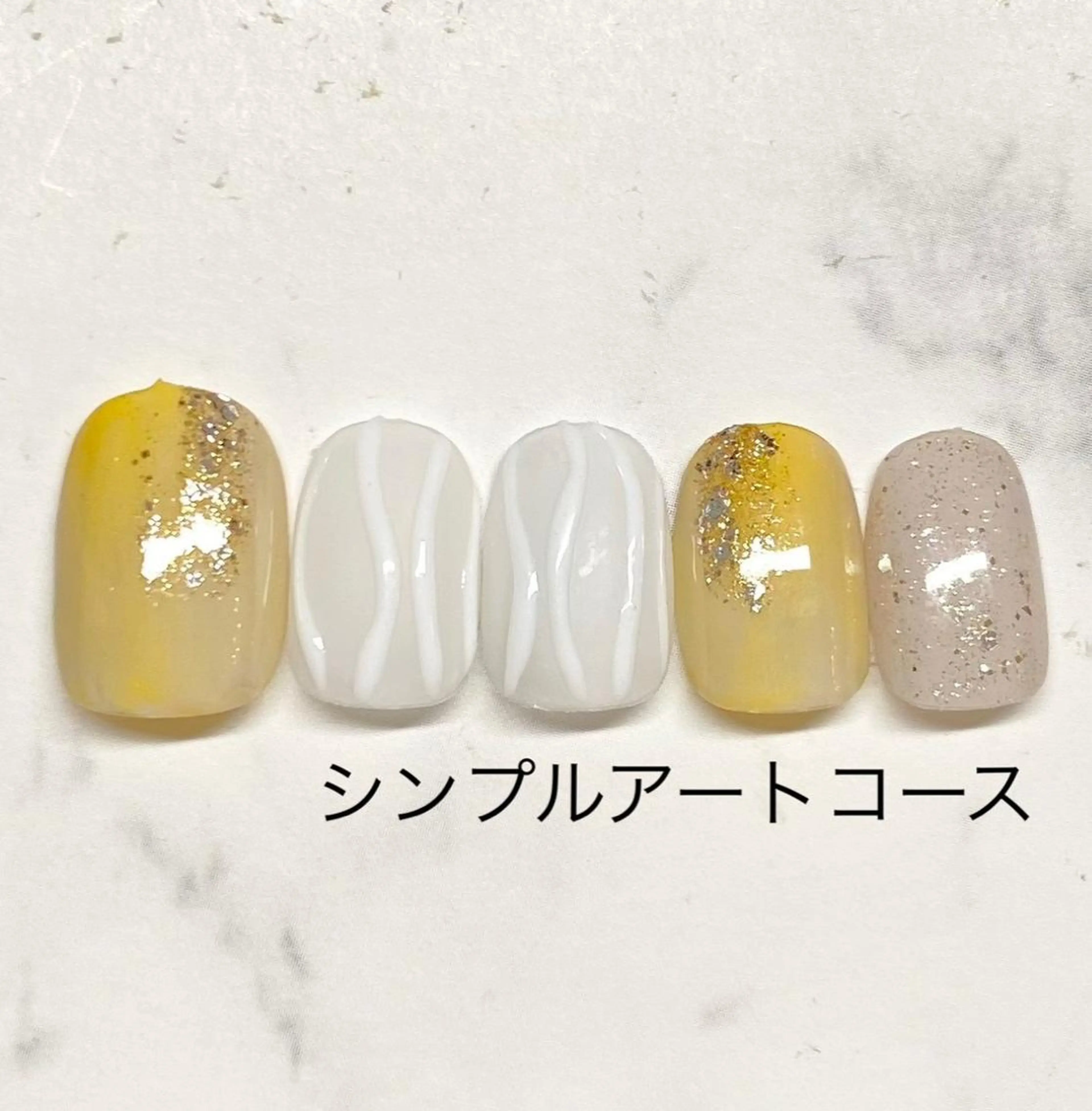 ミディアム ハンドネイル ネイルサロン Bliss（ブリス）のネイルデザイン