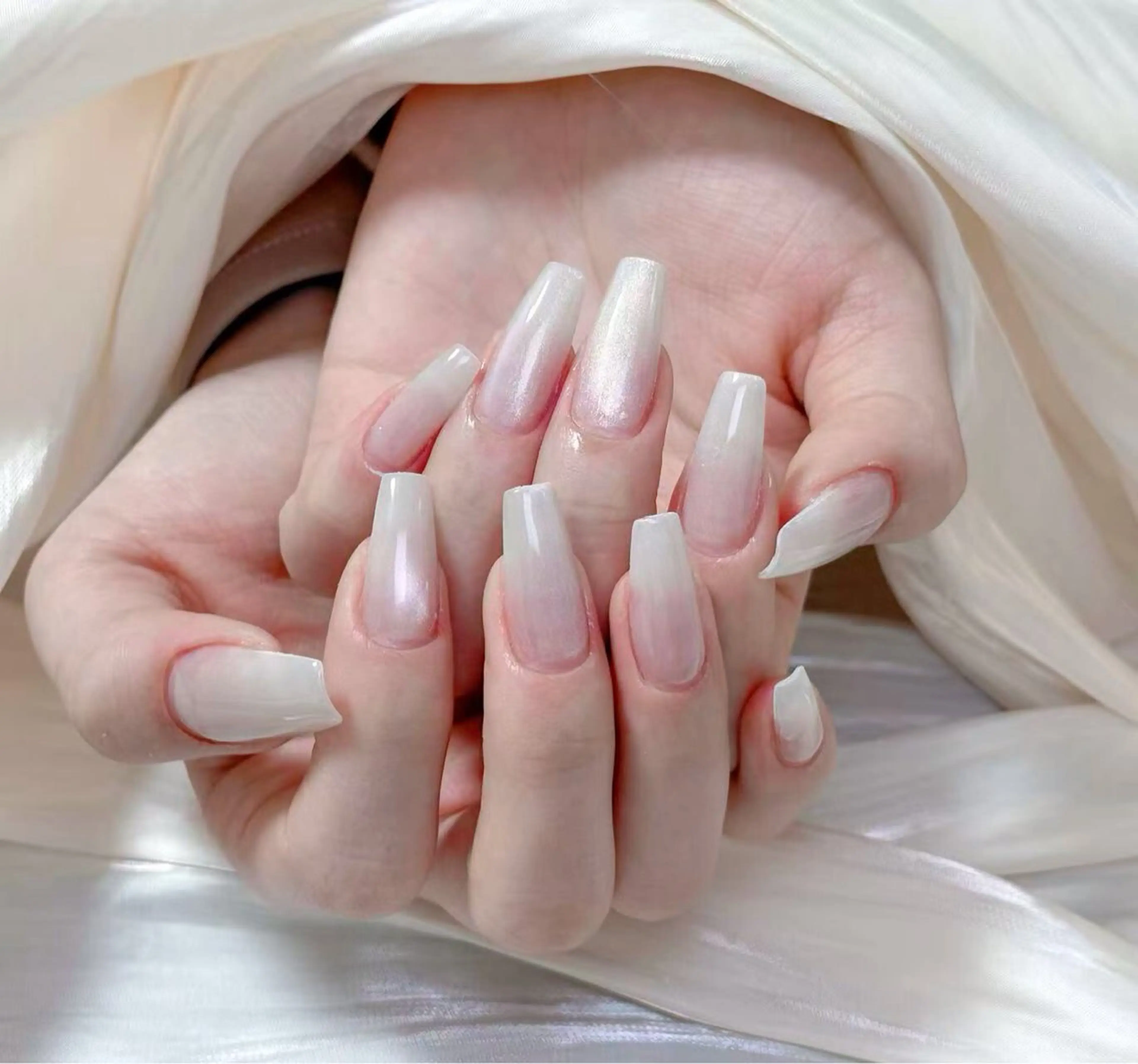 ネイル 小 雨のネイルデザイン