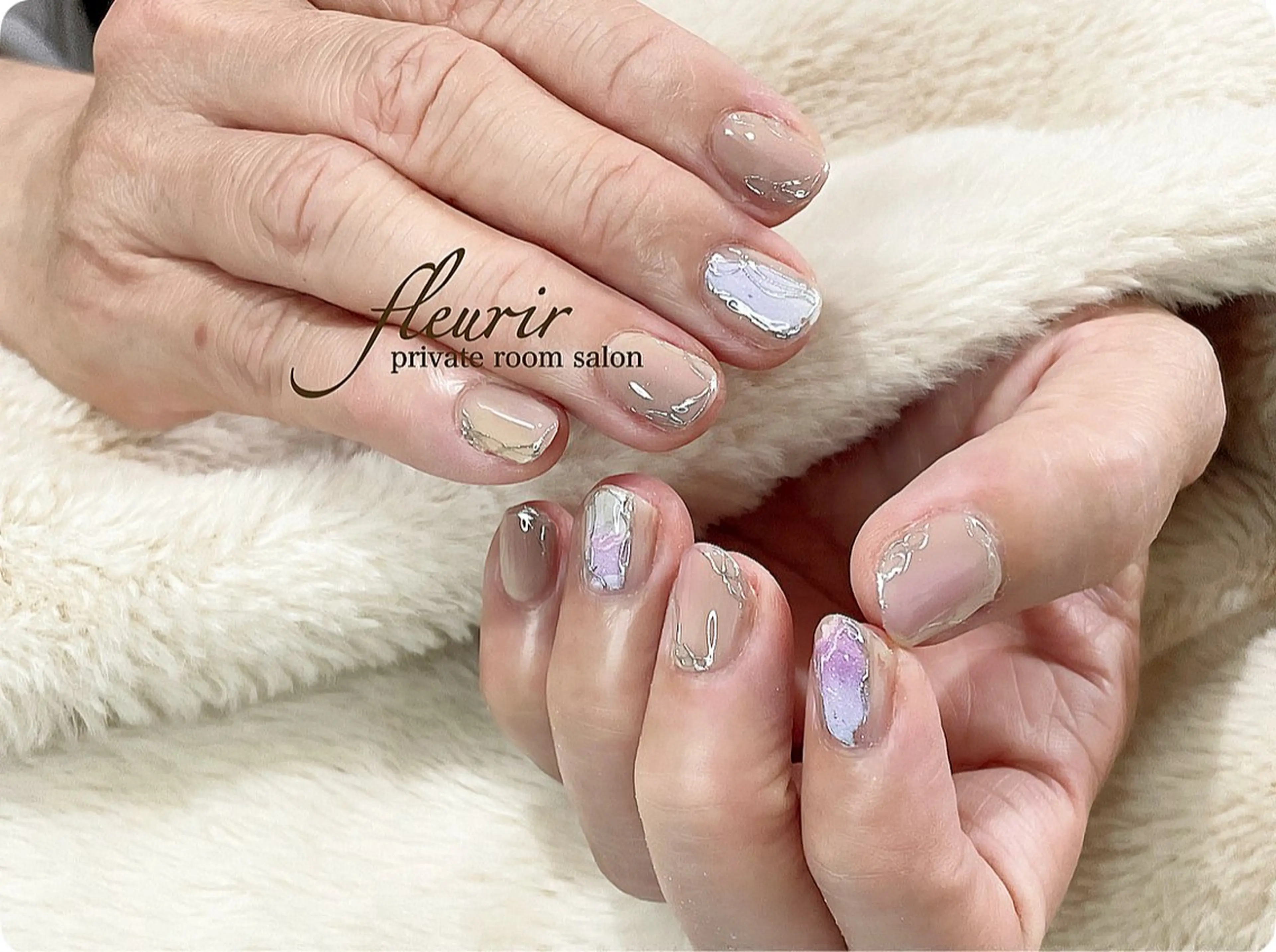 ネイル アートネイル ゴールド 大理石ネイル(マーブル) ミラーネイル ニュアンスネイル フルリール 【プライベートサロンのネイルデザイン