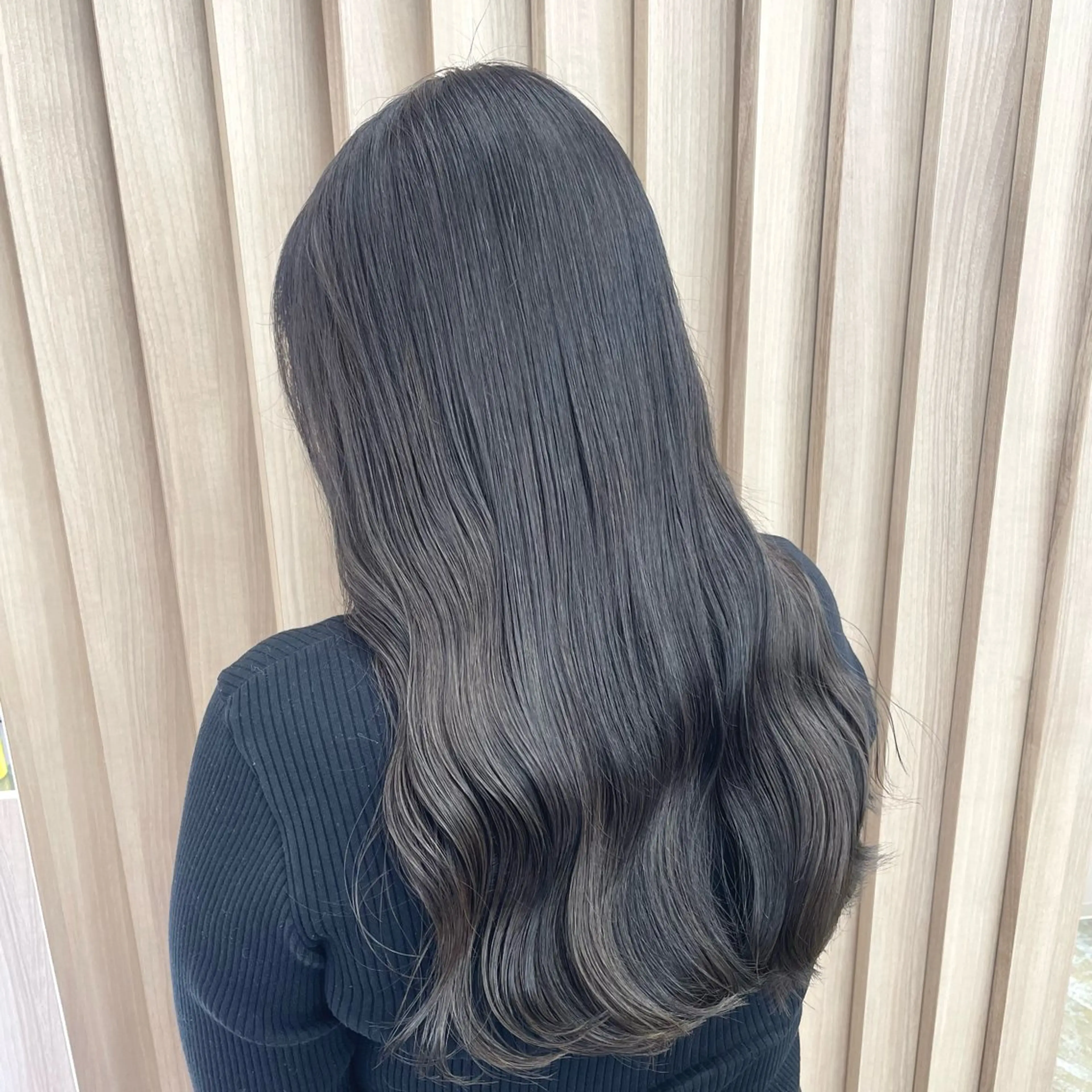 ロング カラー ヘアカラー トリートメント 肌に馴染む暗髪 梅田・増田のヘアスタイル