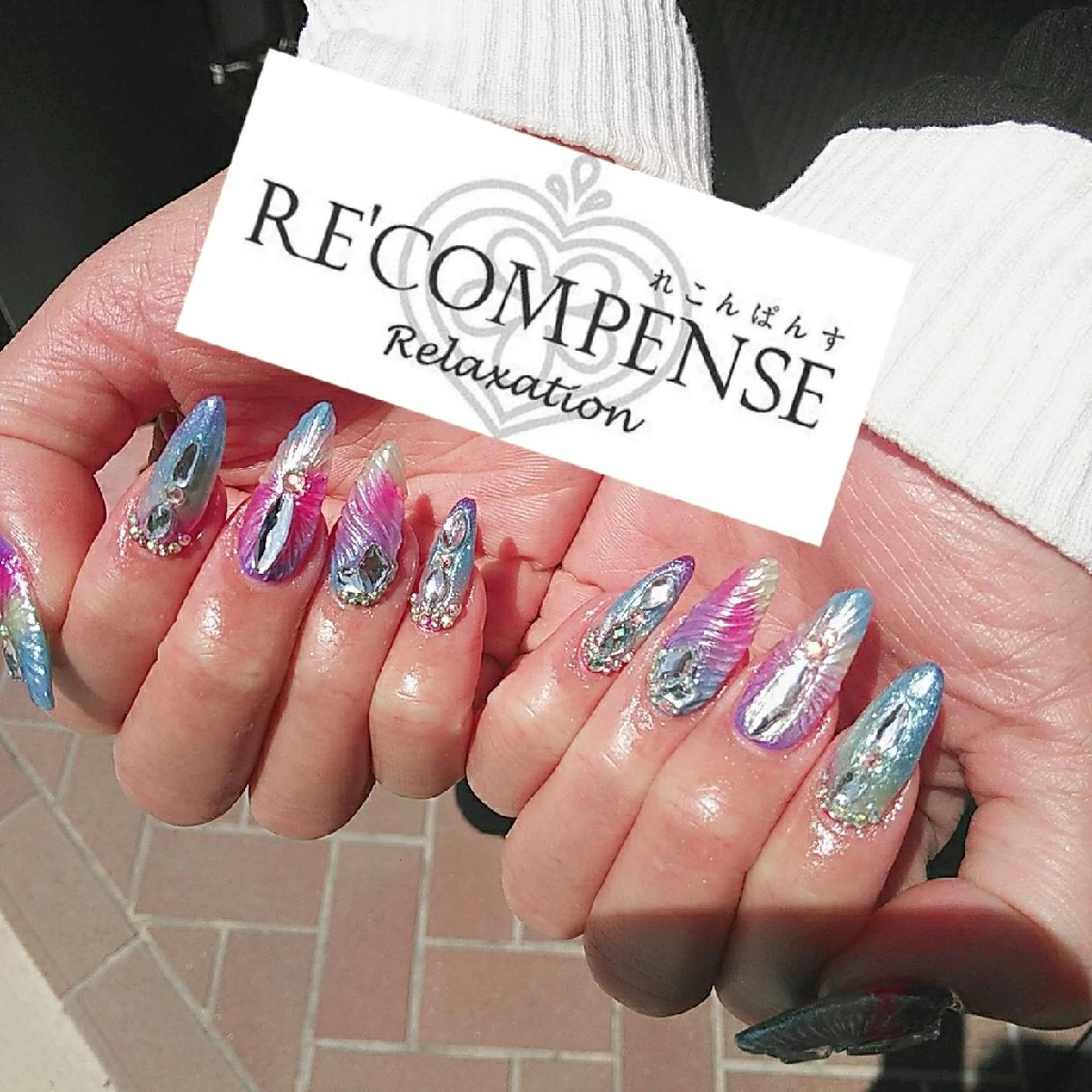 ネイル RE'COMPENSE所属・れこん ぱんすのネイルデザイン